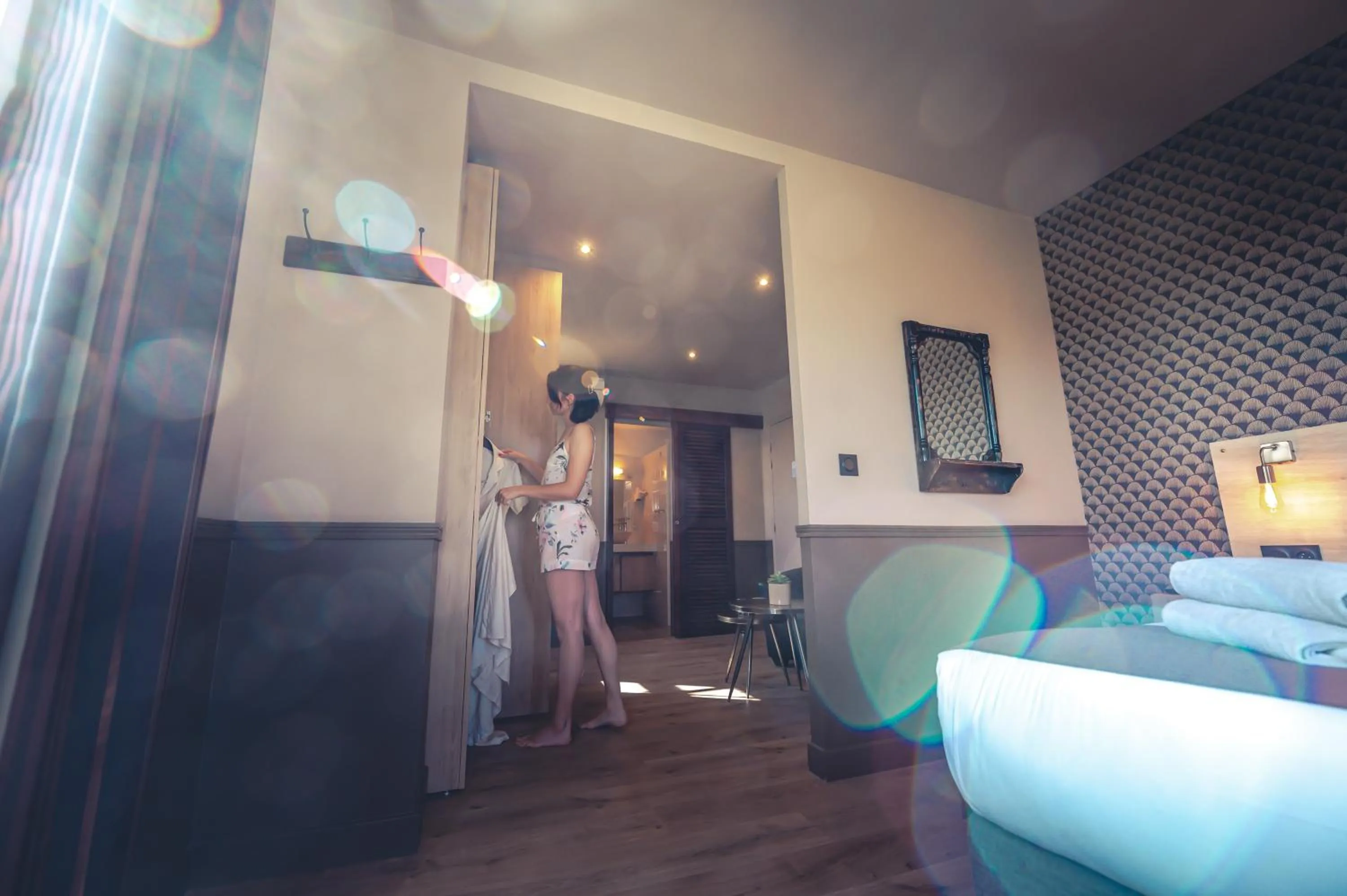 Living room, Bed in Logis Hôtel Restaurant Le Plantevin