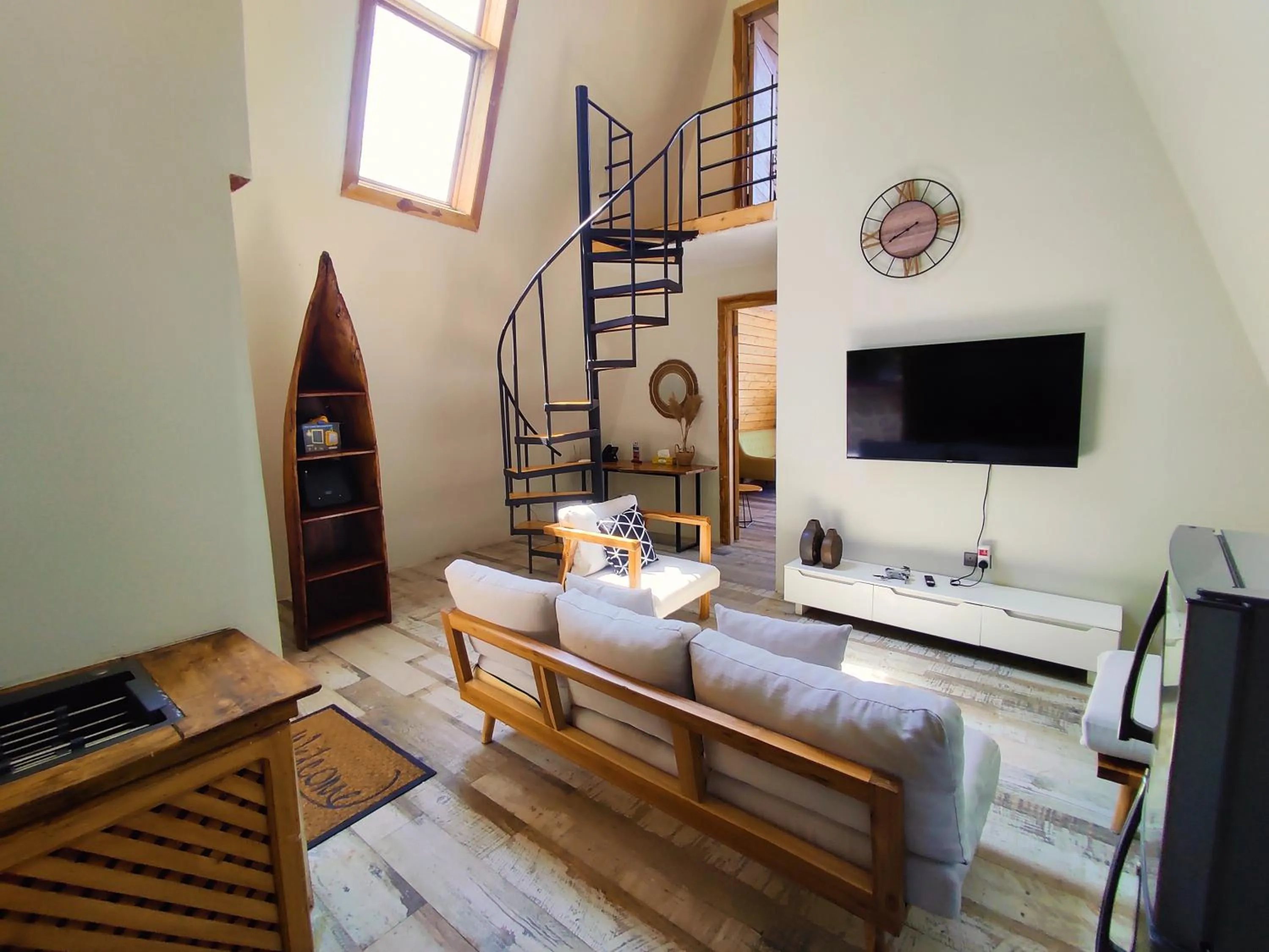 TV and multimedia in Wag Hill Lodge & Spa