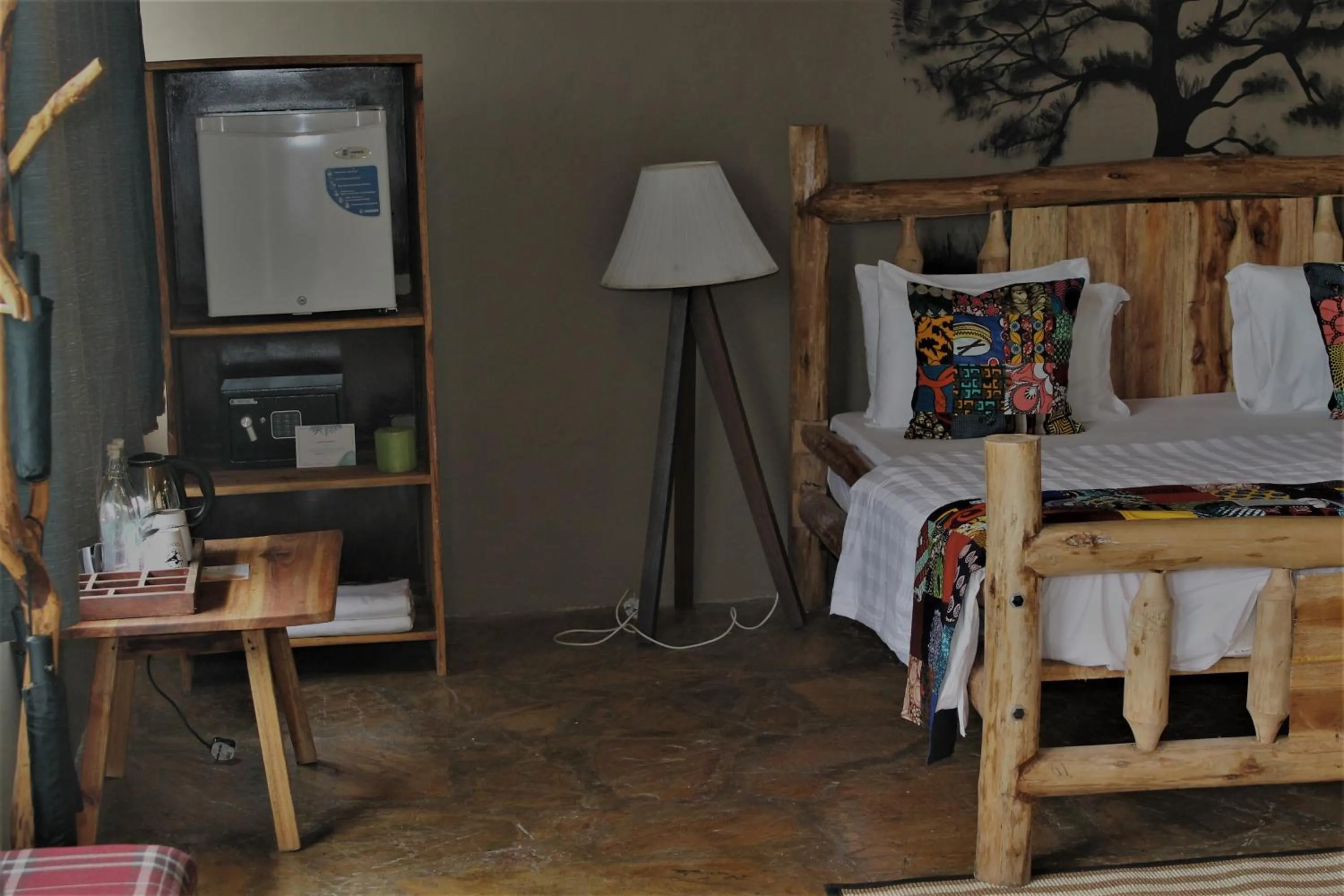 Coffee/tea facilities, Bed in Wag Hill Lodge & Spa