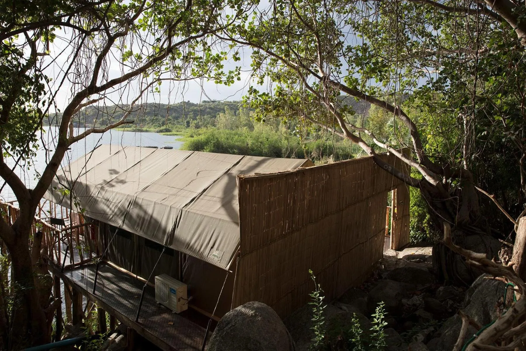 Property building in Wag Hill Lodge & Spa