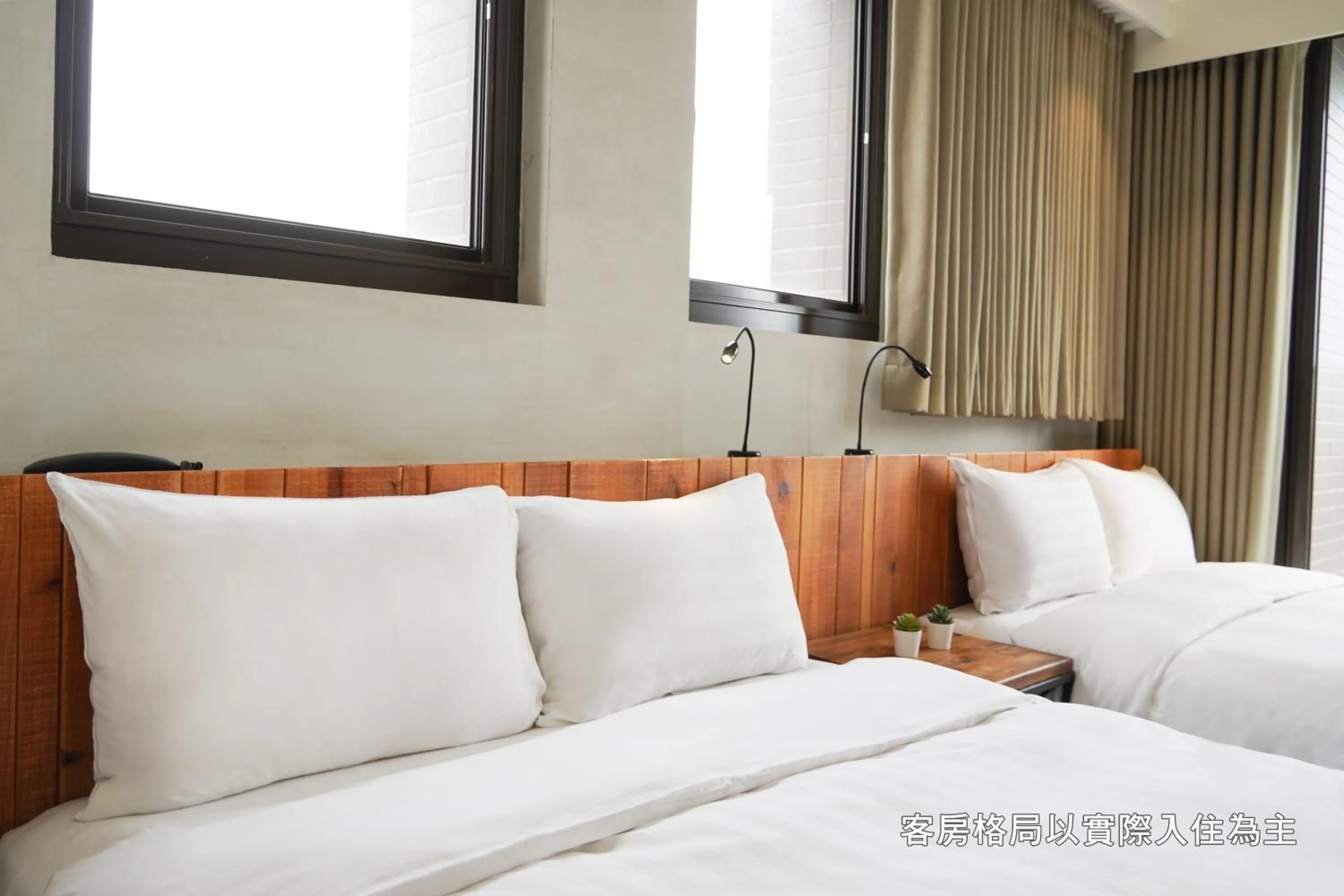 Bed in Central Land Hotel