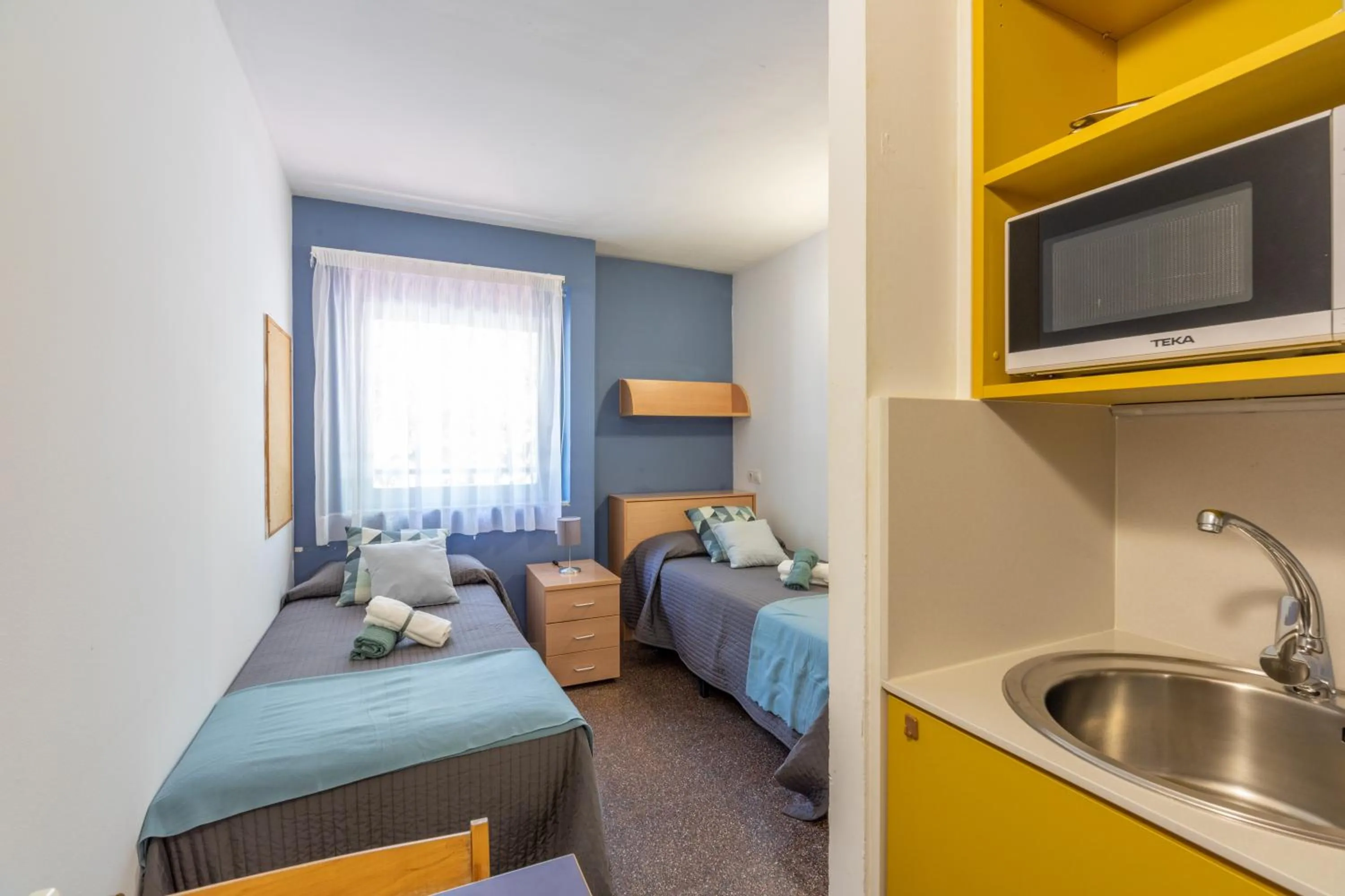 Photo of the whole room, Bed in Residencia Universitaria Resa La Ciutadella