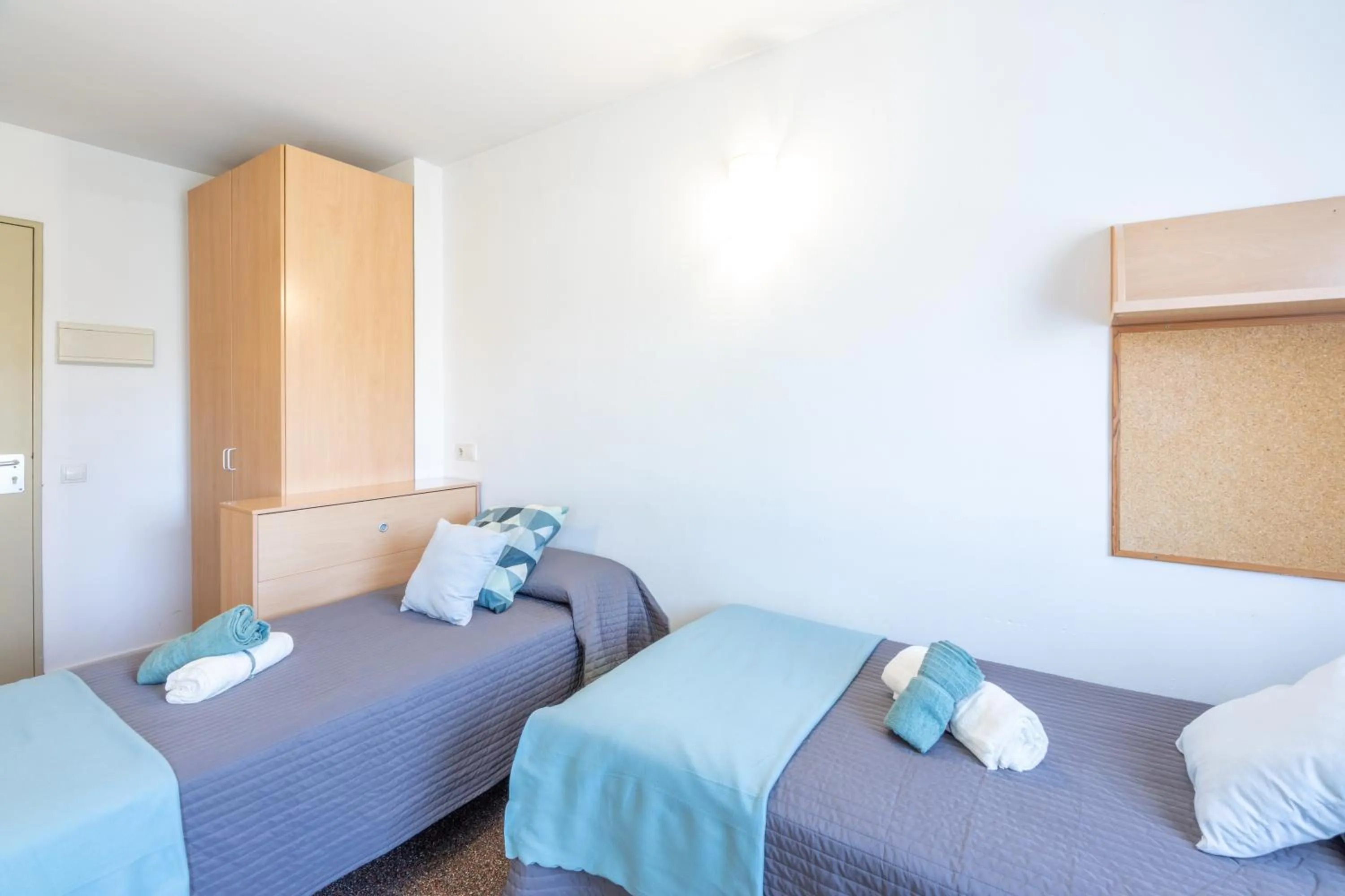 Bed in Residencia Universitaria Resa La Ciutadella