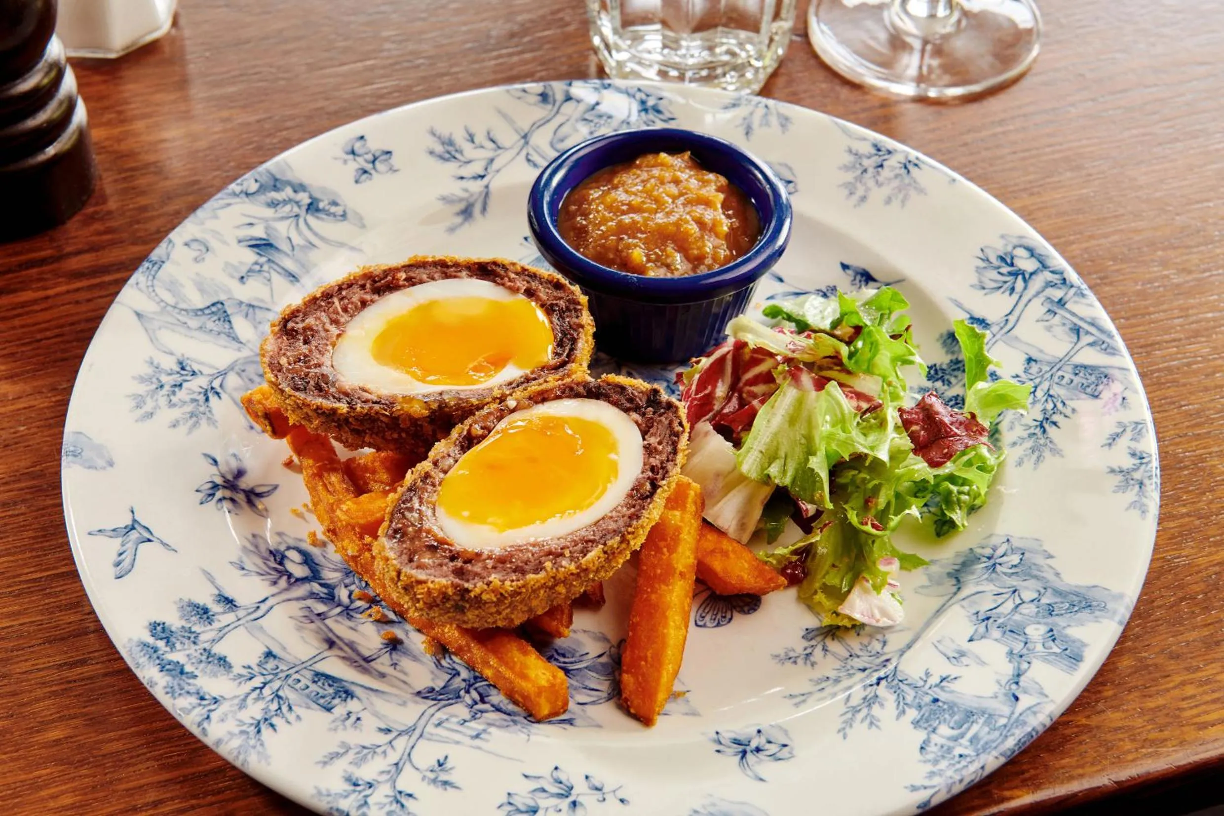 Food and drinks in The Jug And Bottle