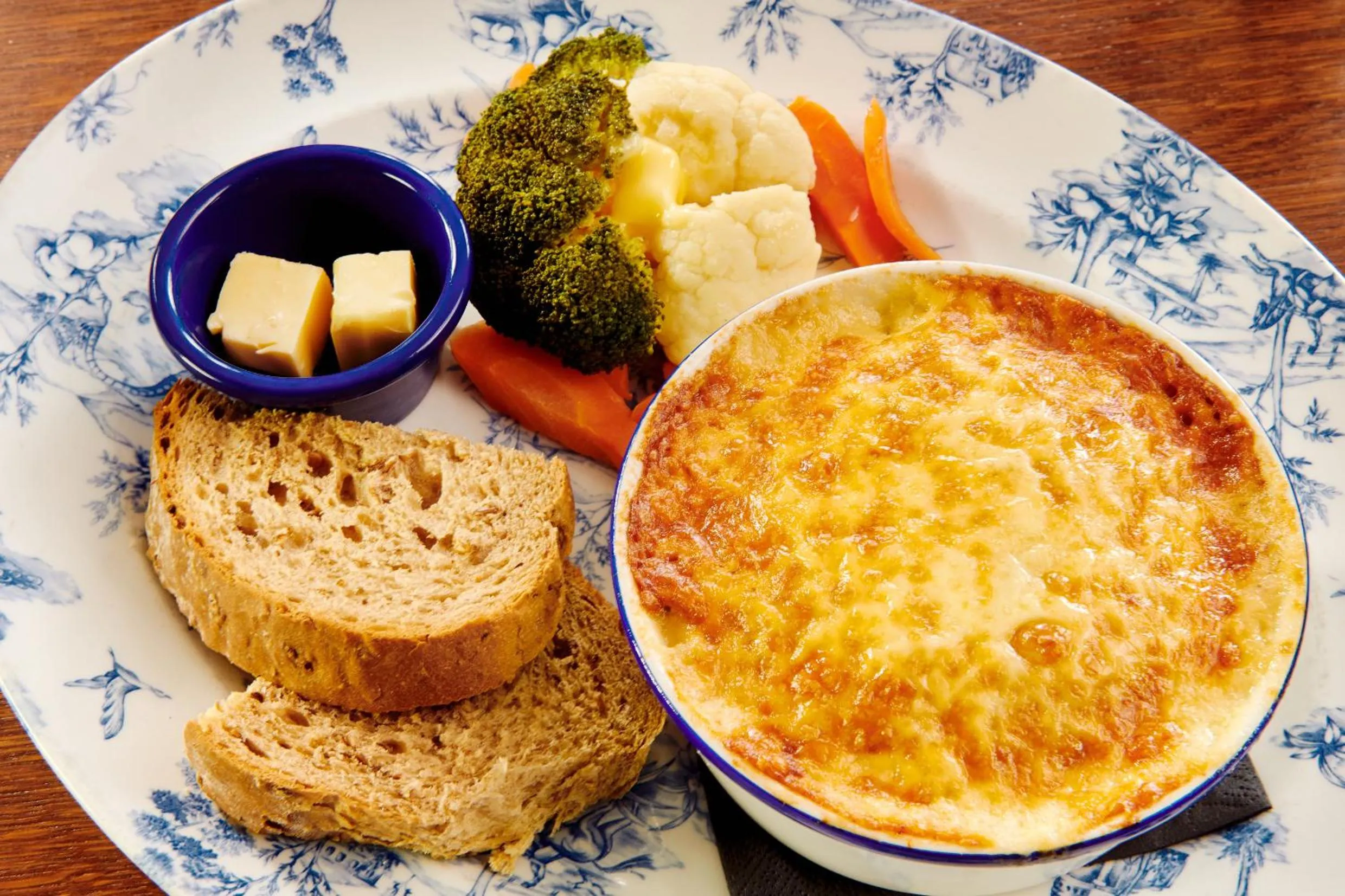 Food and drinks in The Jug And Bottle