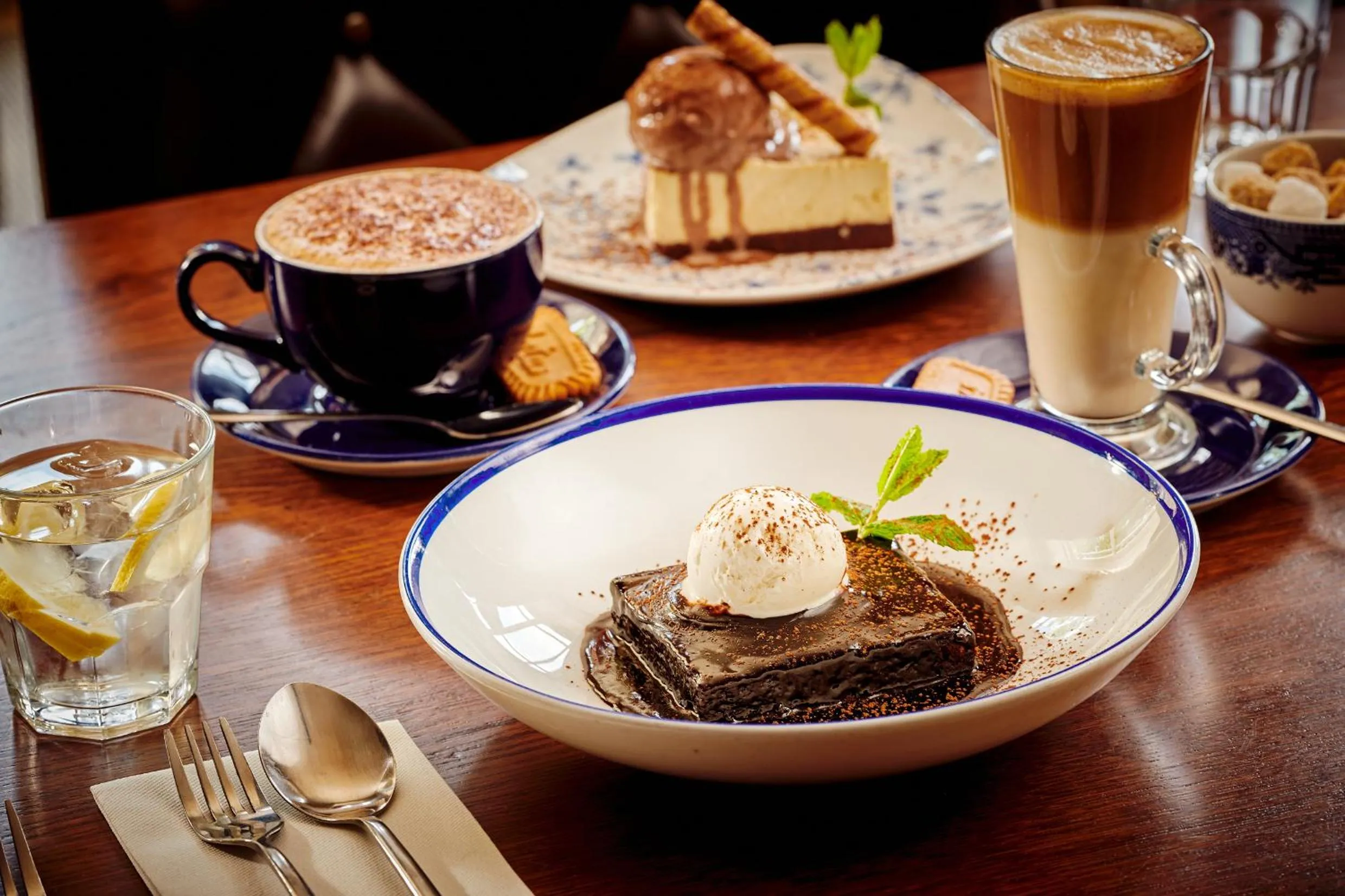 Food and drinks in The Jug And Bottle