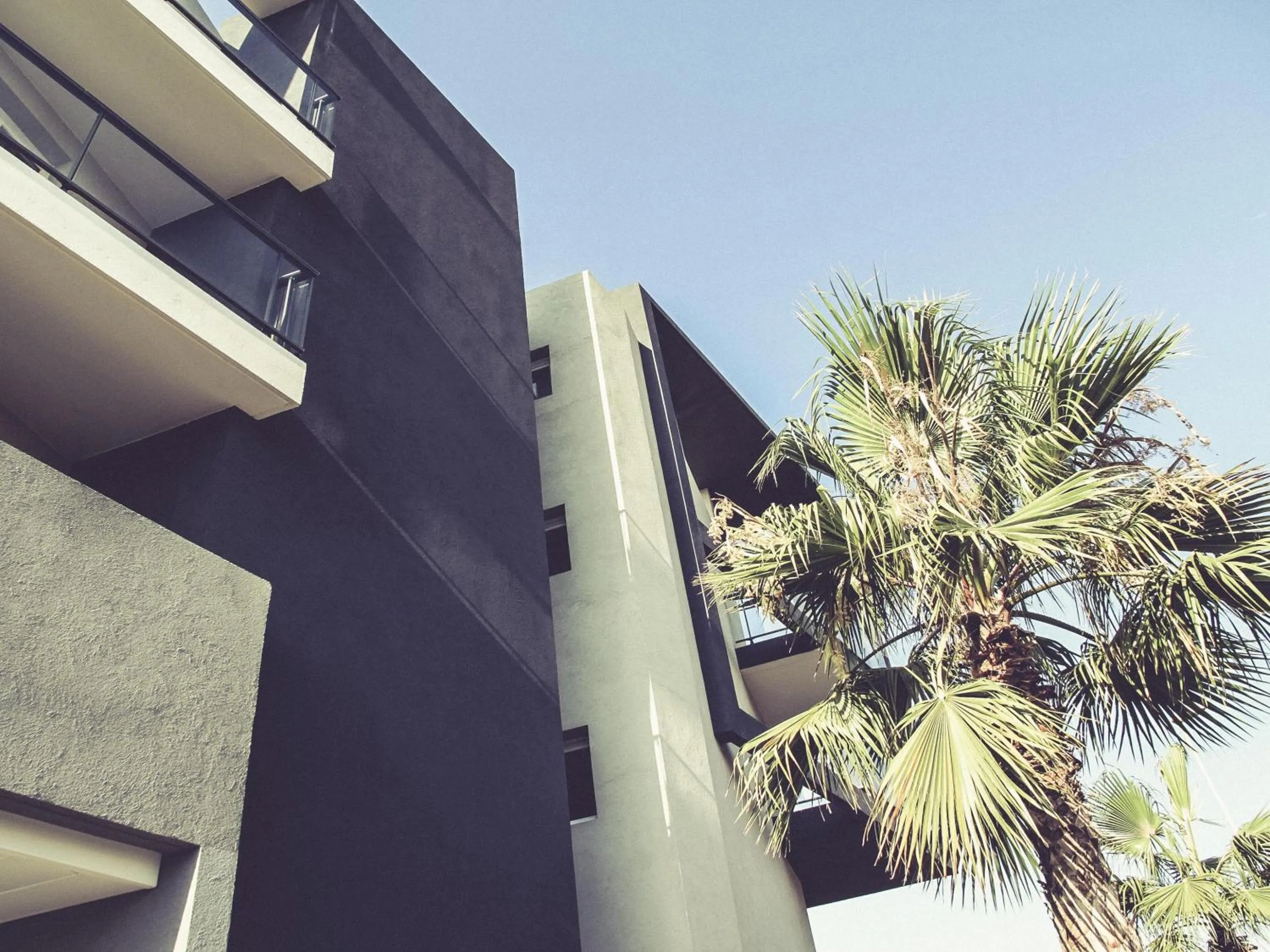 Property building in Best Western Plus Antibes Riviera