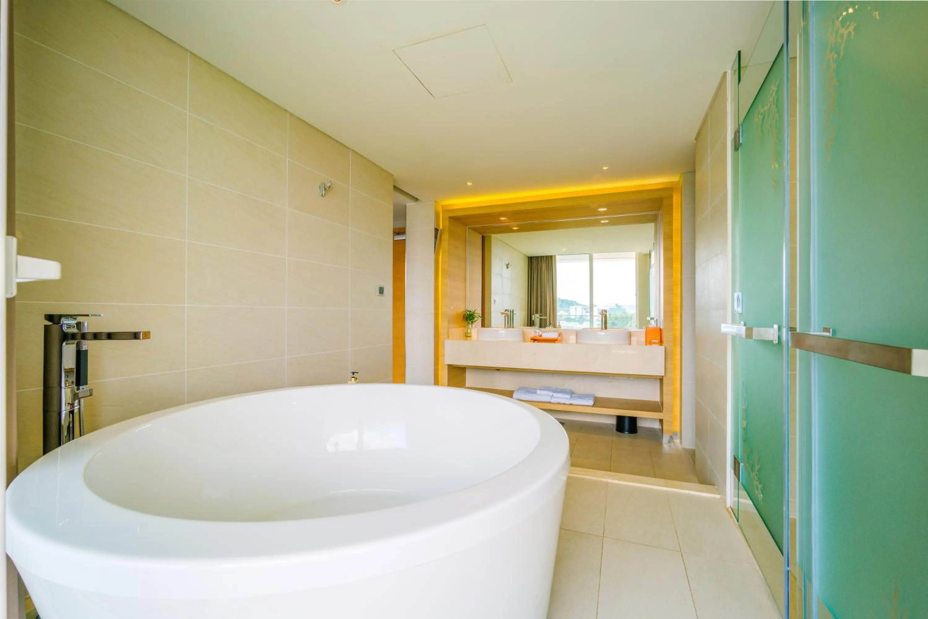 Bathroom in Seashells Phu Quoc Hotel & Spa
