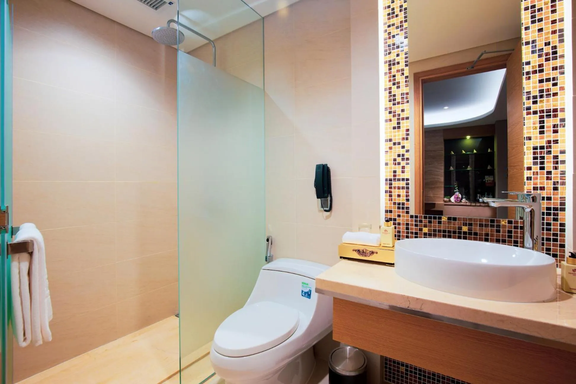 Bathroom in Seashells Phu Quoc Hotel & Spa