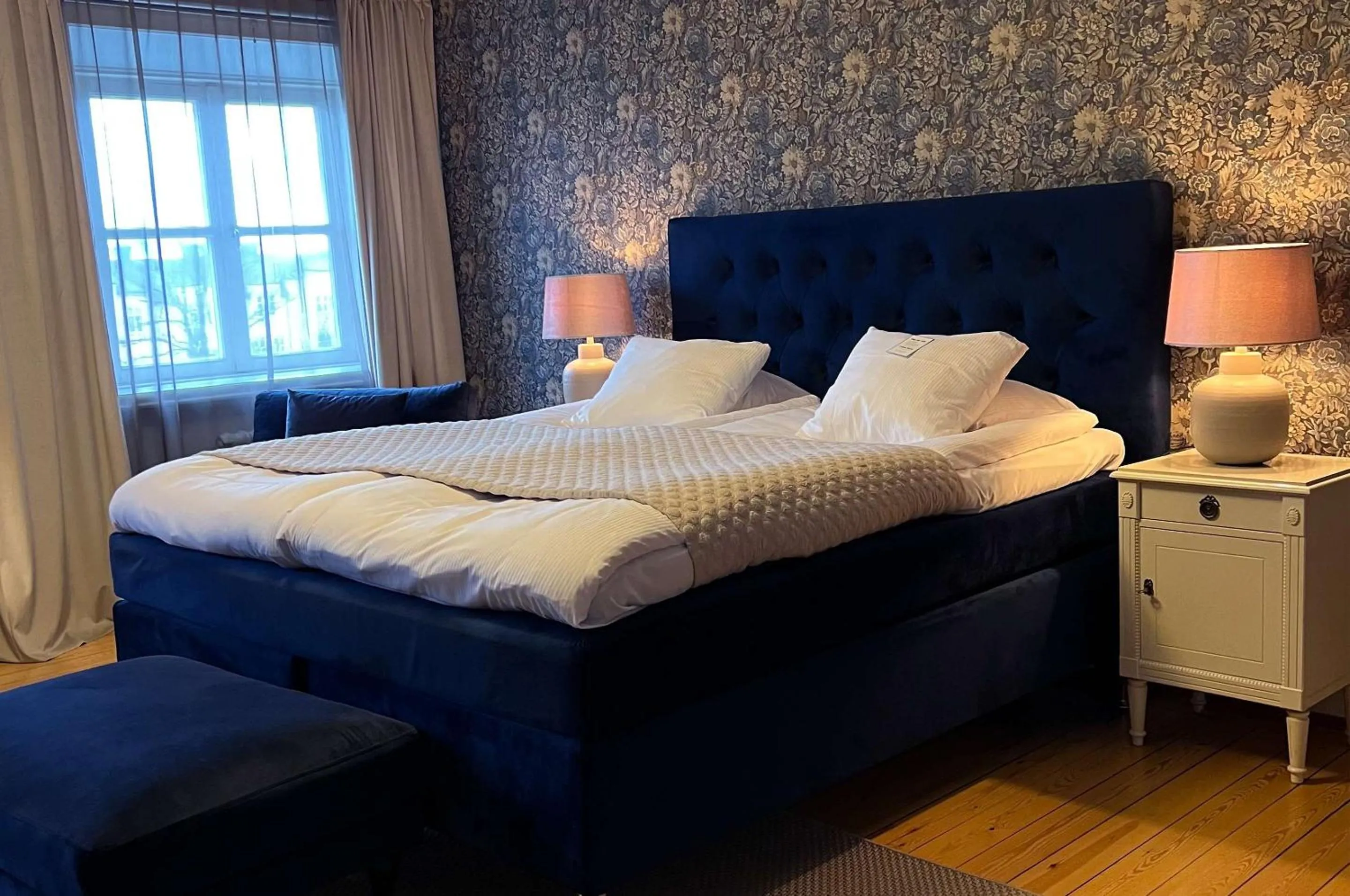 Bedroom, Bed in Best Western Motala Stadshotell