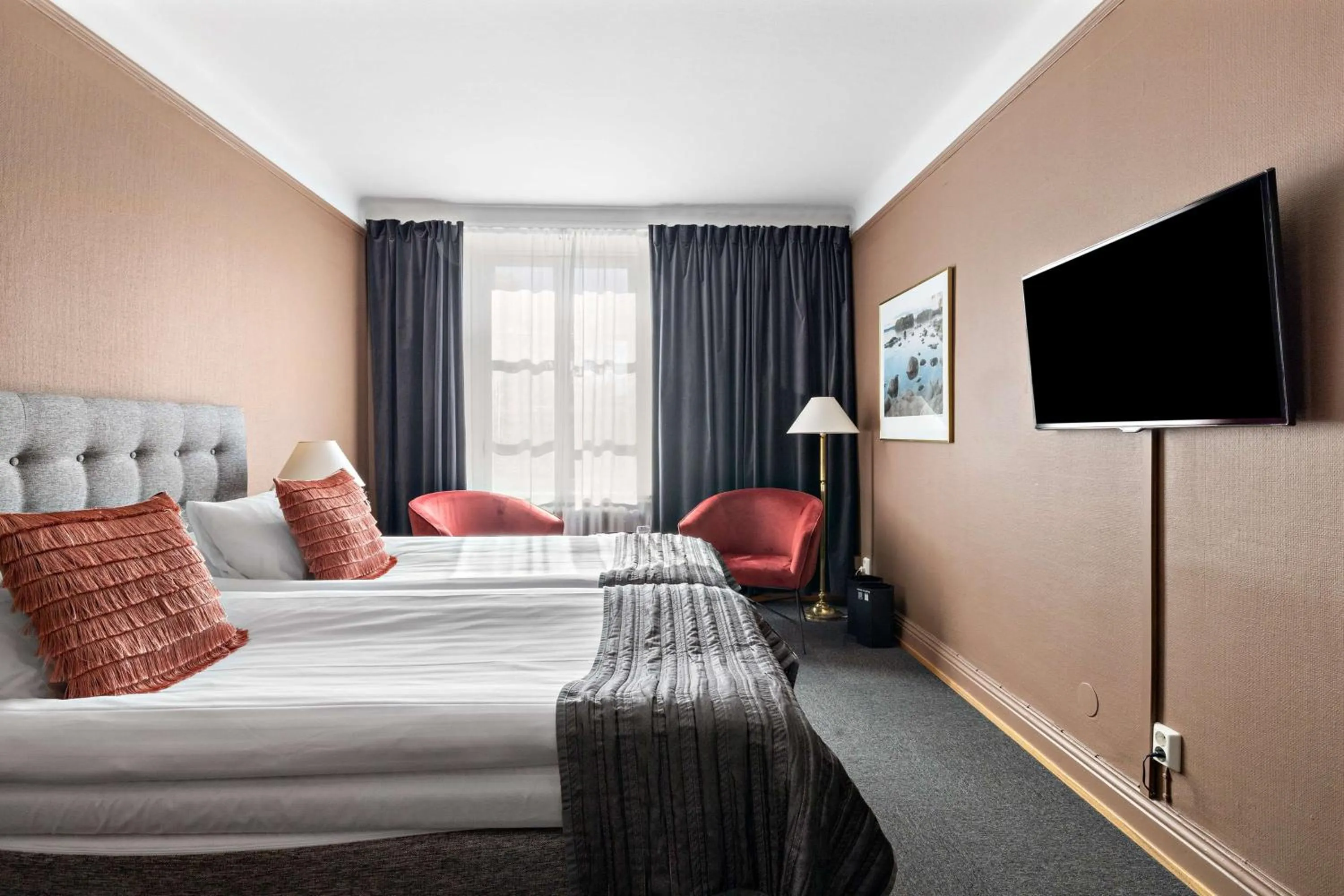 Bedroom, Bed in Best Western Motala Stadshotell