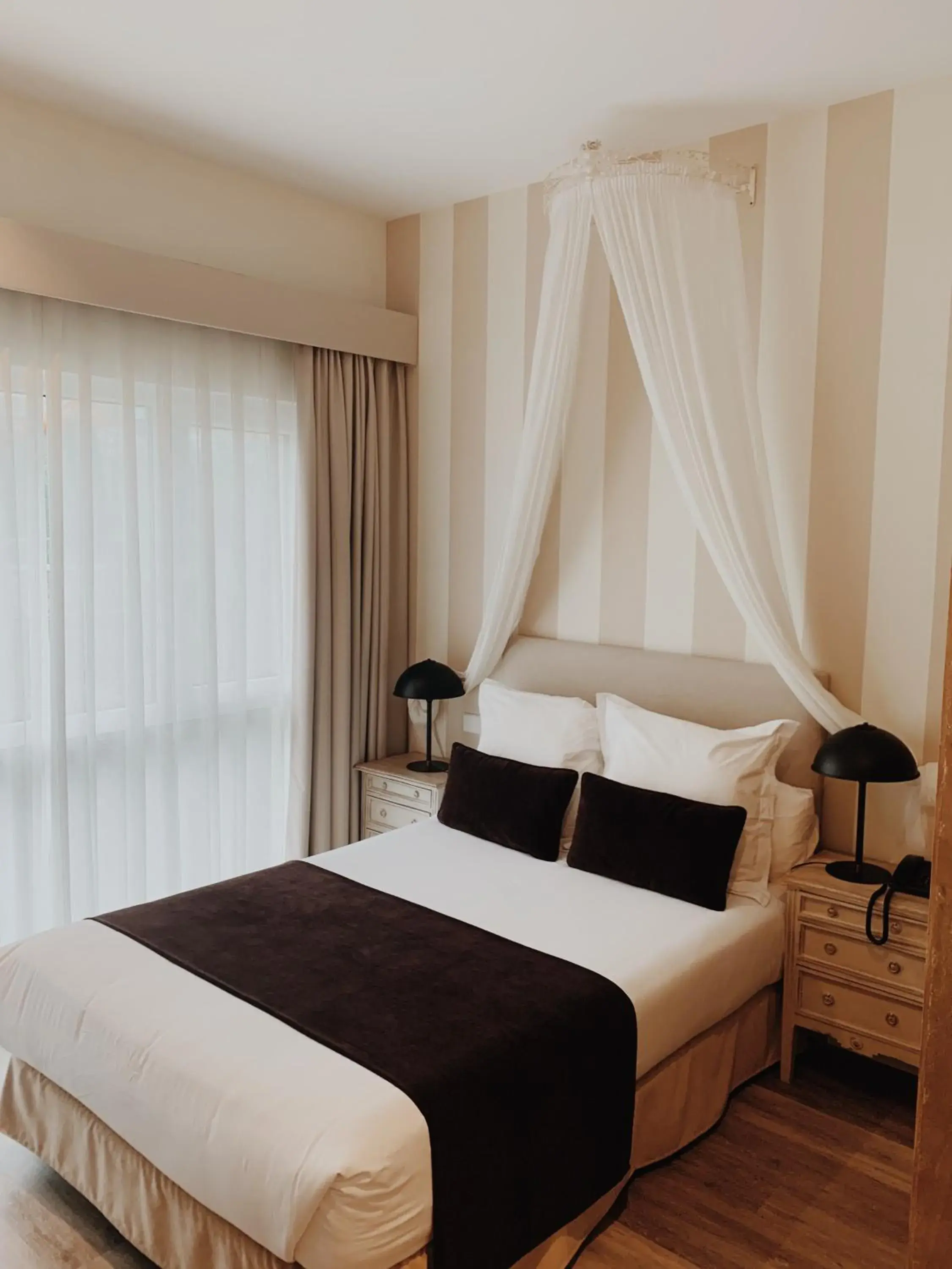 Comfort Double Room in La Fuentona de Santillana Comfort Double Room in La Fuentona de Santillana