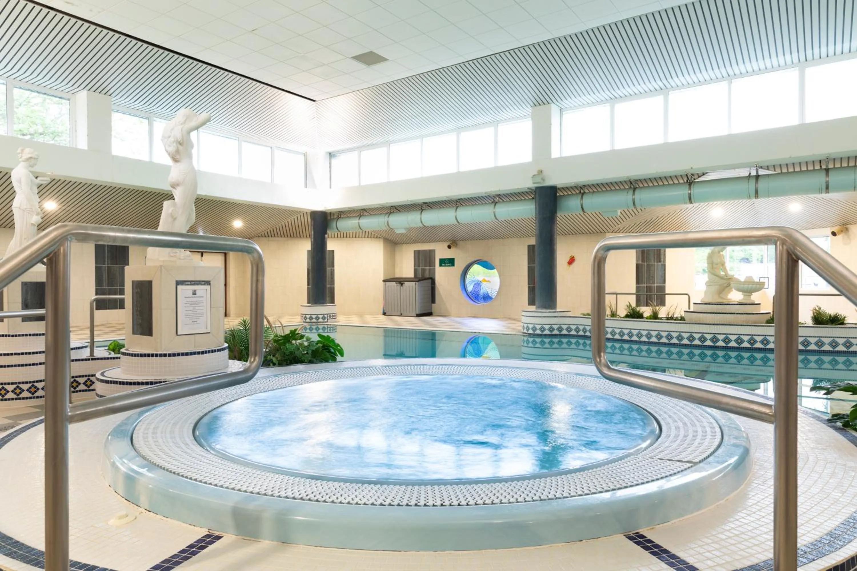 Swimming pool in Grand Hotel