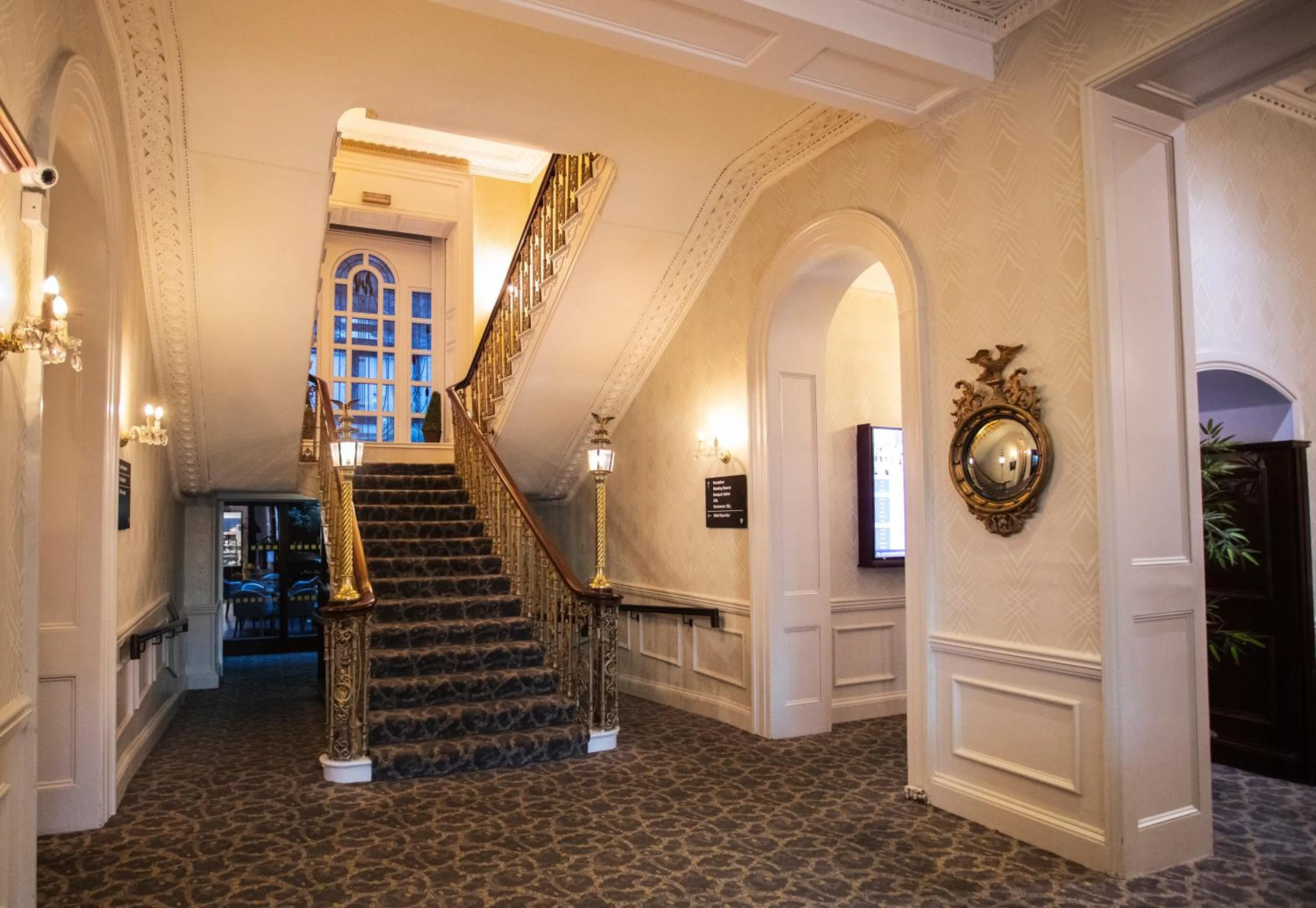 Lobby or reception in Grand Hotel