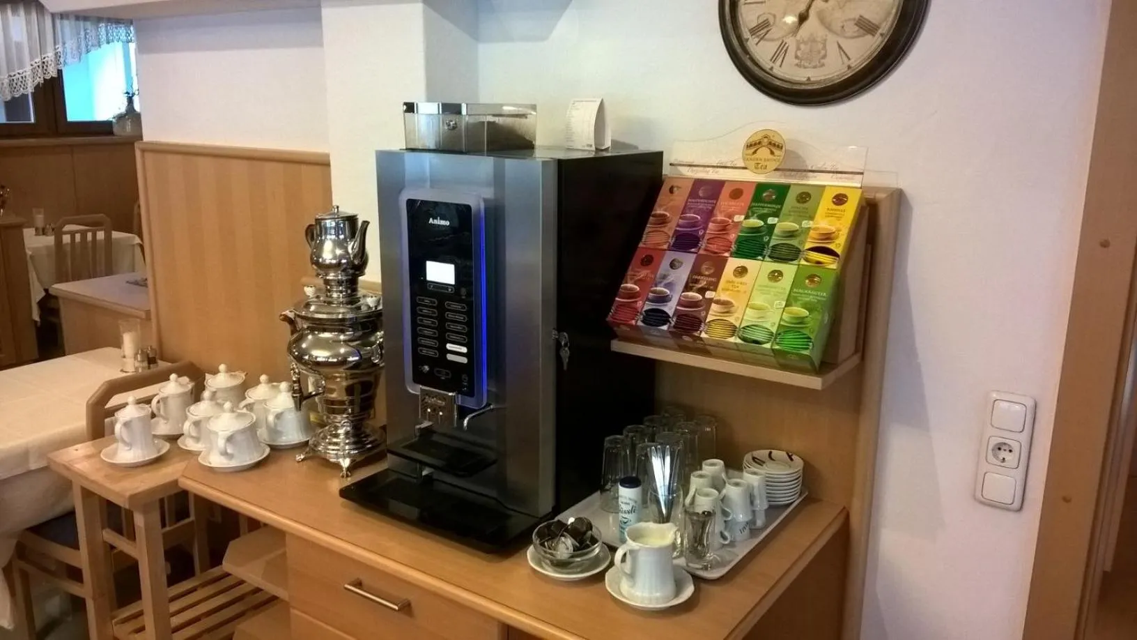 Buffet breakfast in Hotel Gesser