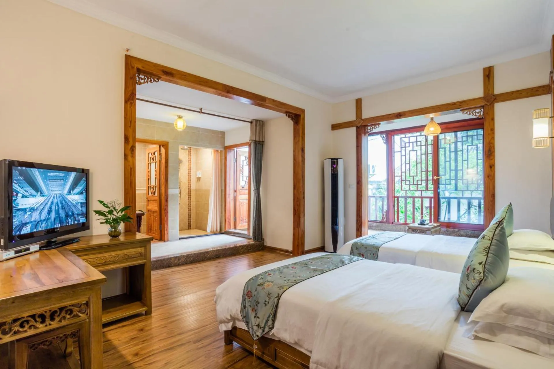 Bed in Yangshuo River View Hotel