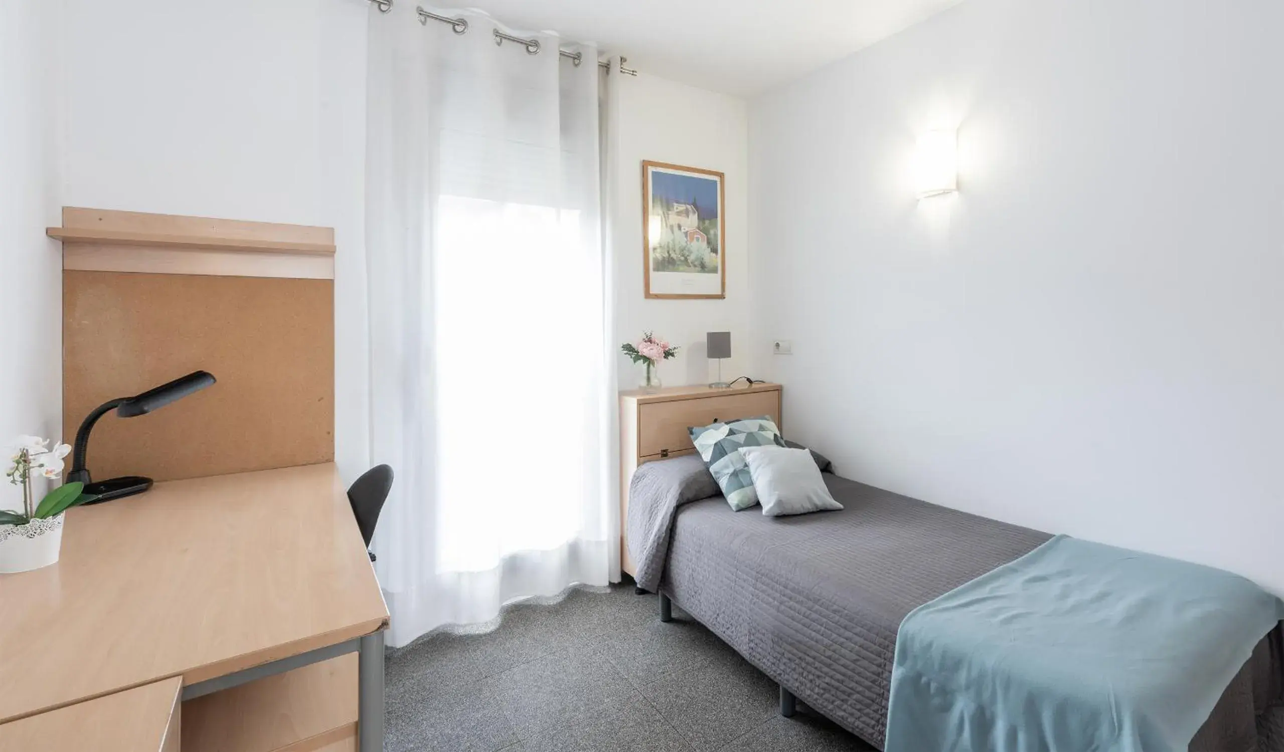 Single Studio in Residencia Universitaria Resa Campus del Mar Single Studio in Residencia Universitaria Resa Campus del Mar