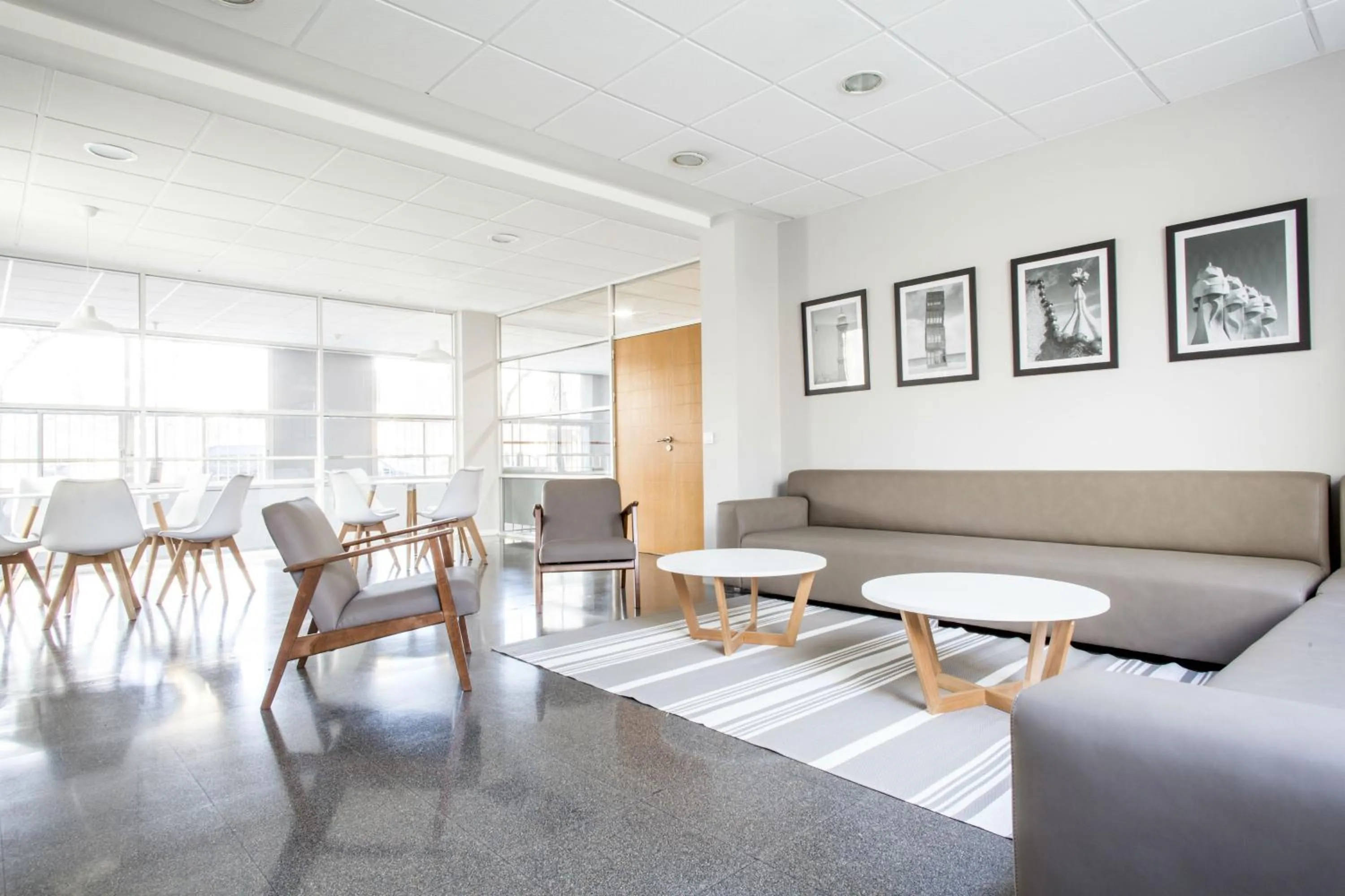 Communal lounge/ TV room in Residencia Universitaria Resa Campus del Mar