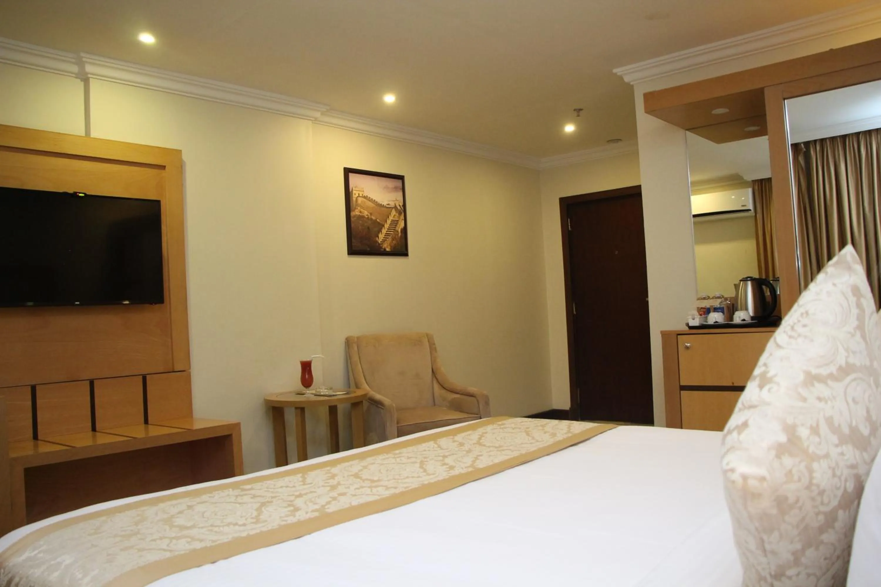 Bedroom, Bed in Almuhaidb Residence Al Jubail