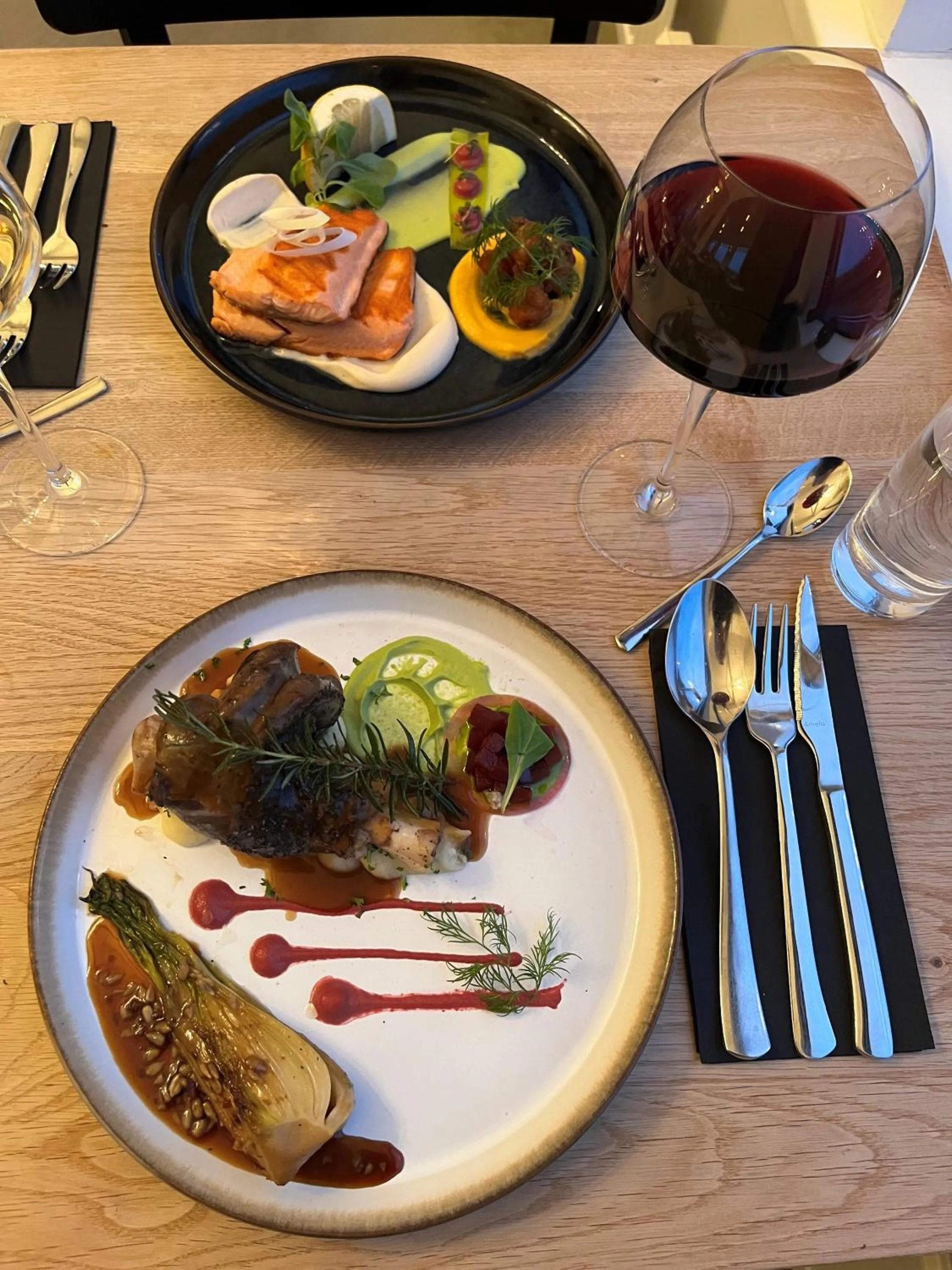 Food and drinks in Magma Hotel