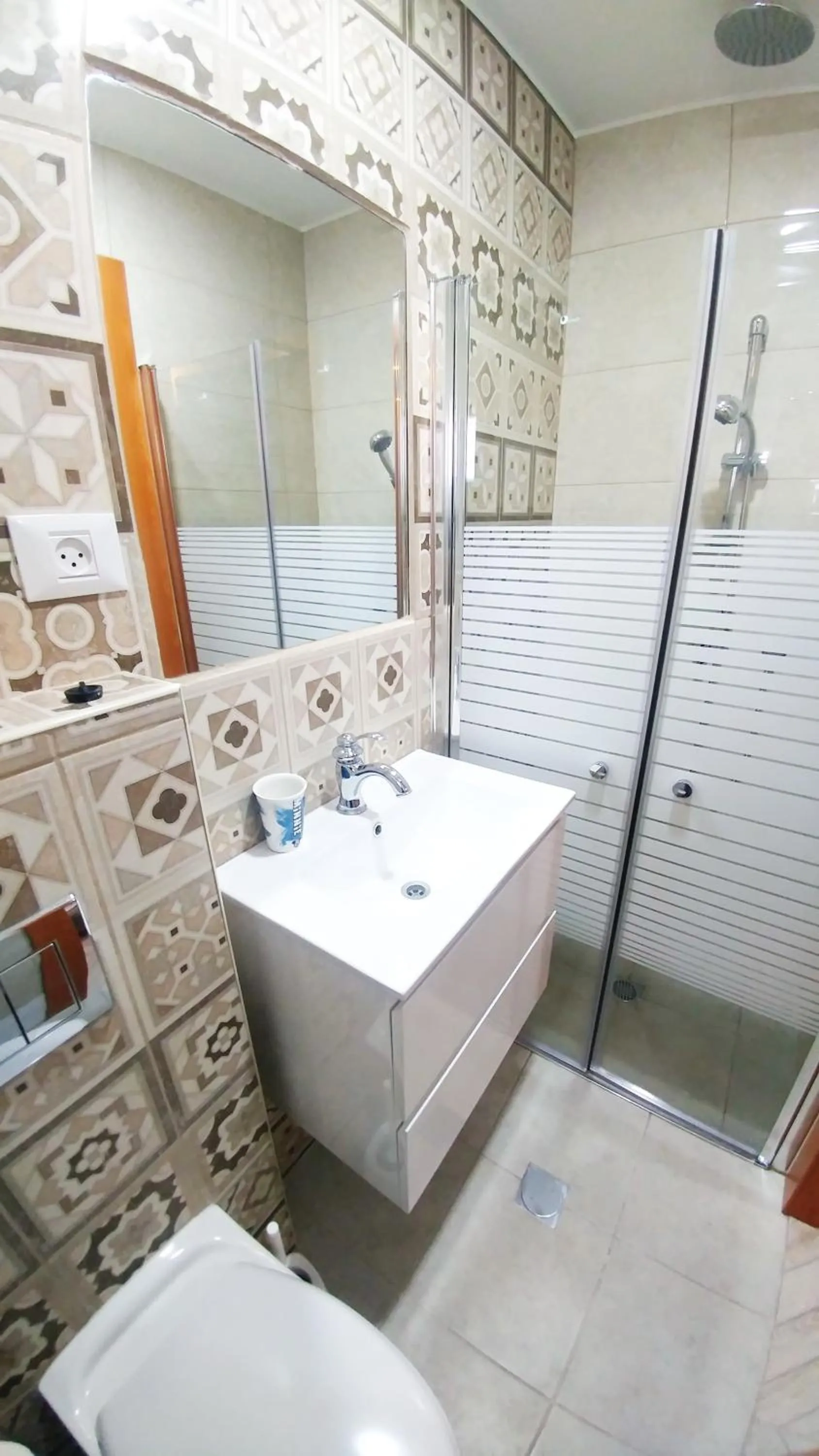 Shower in City Suites