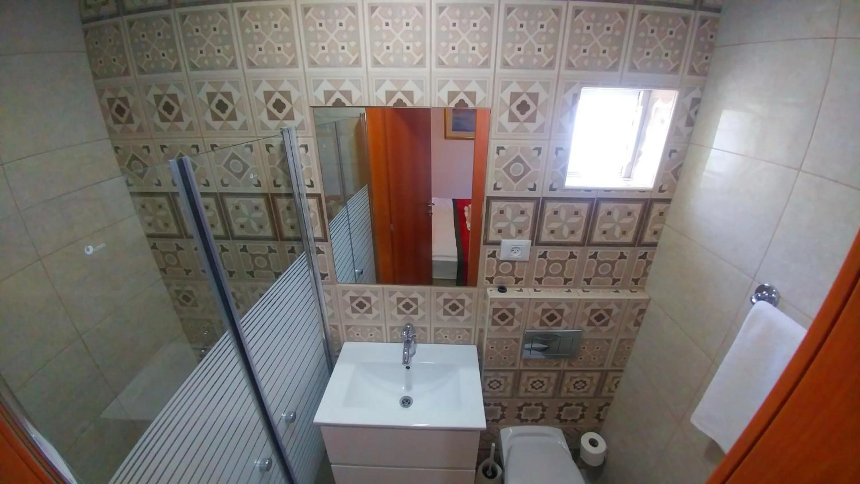 Shower in City Suites