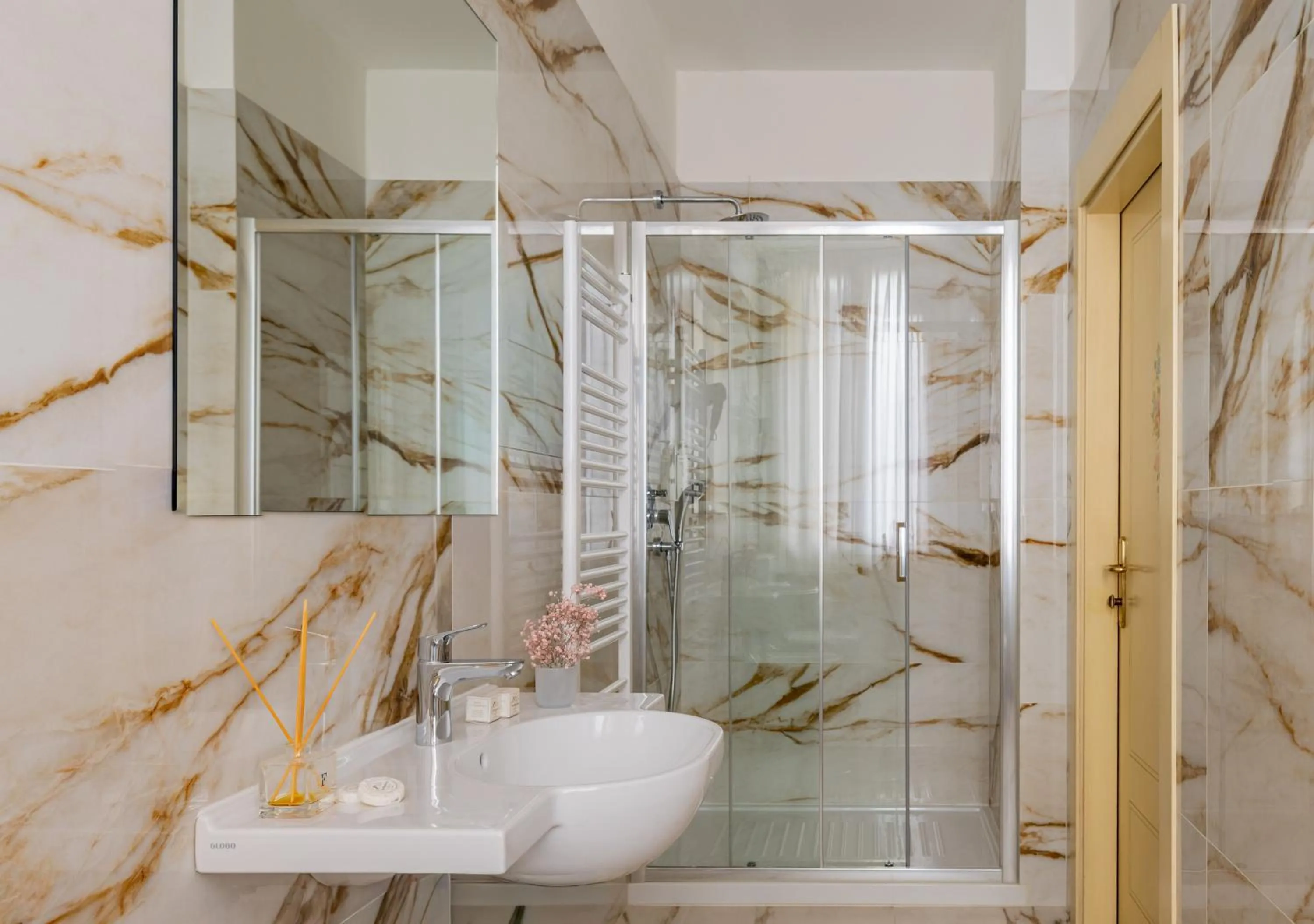 Bathroom in Hotel La Residenza