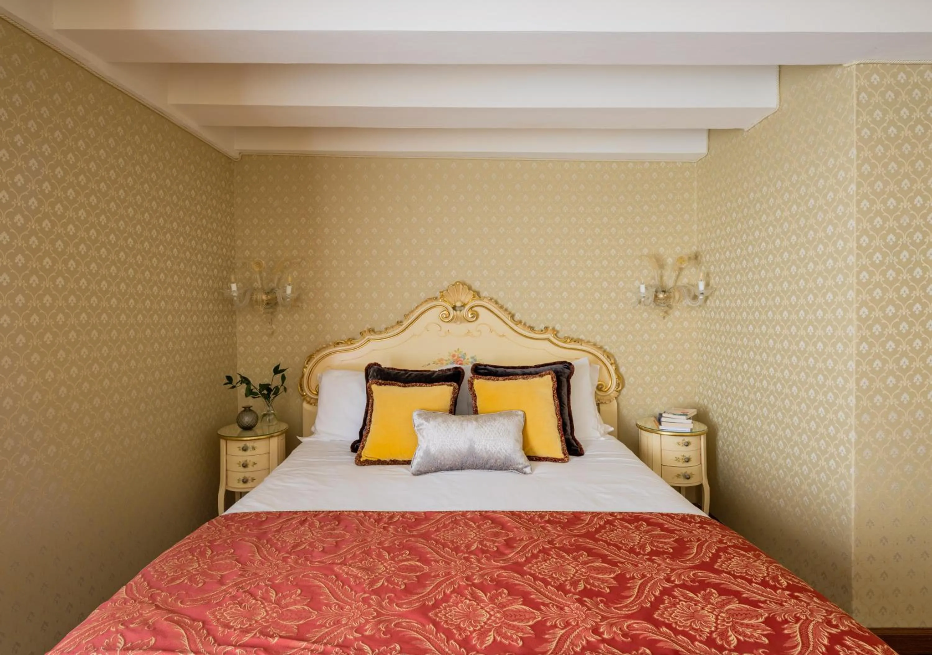 Bed in Hotel La Residenza