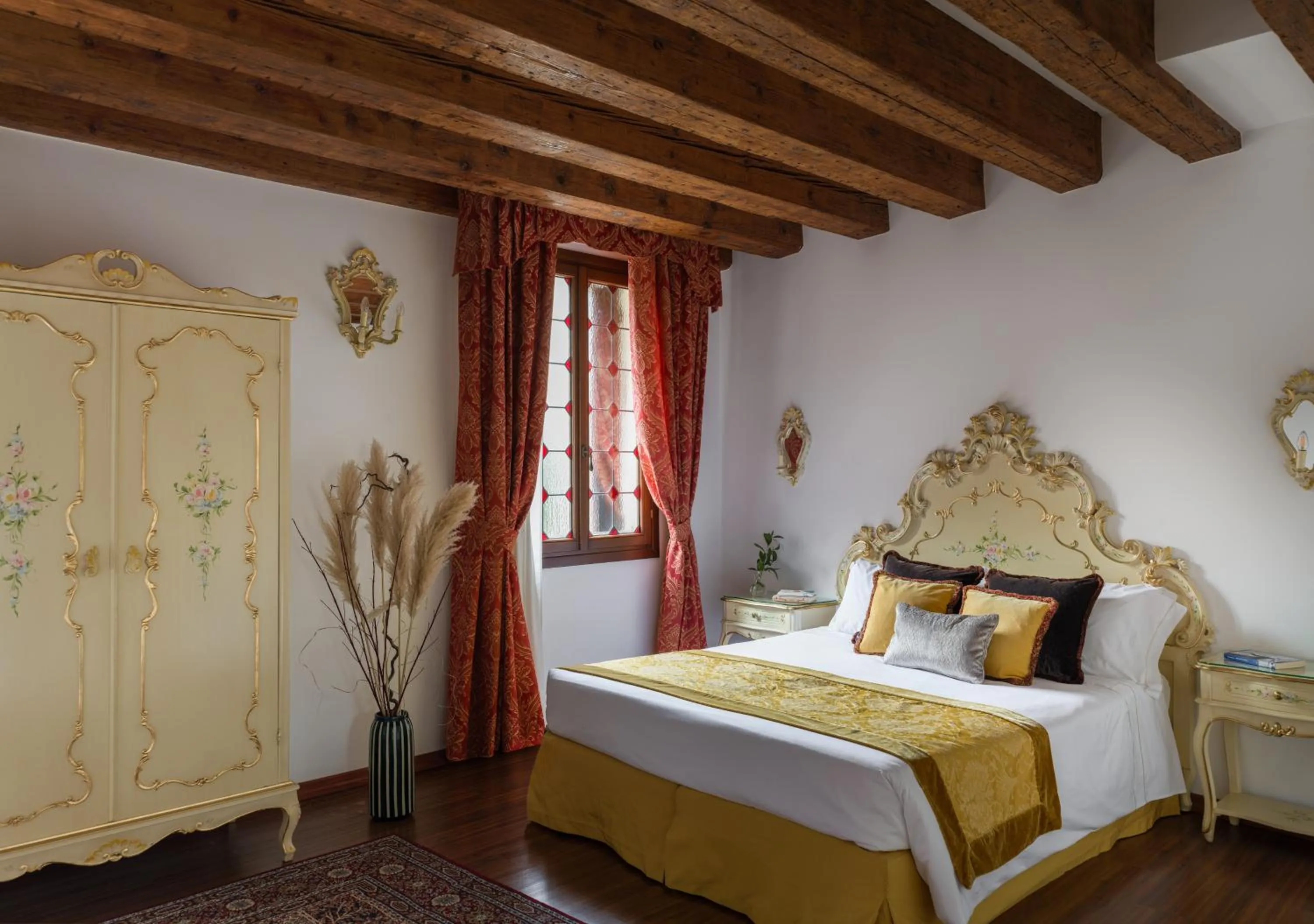 Photo of the whole room, Bed in Hotel La Residenza