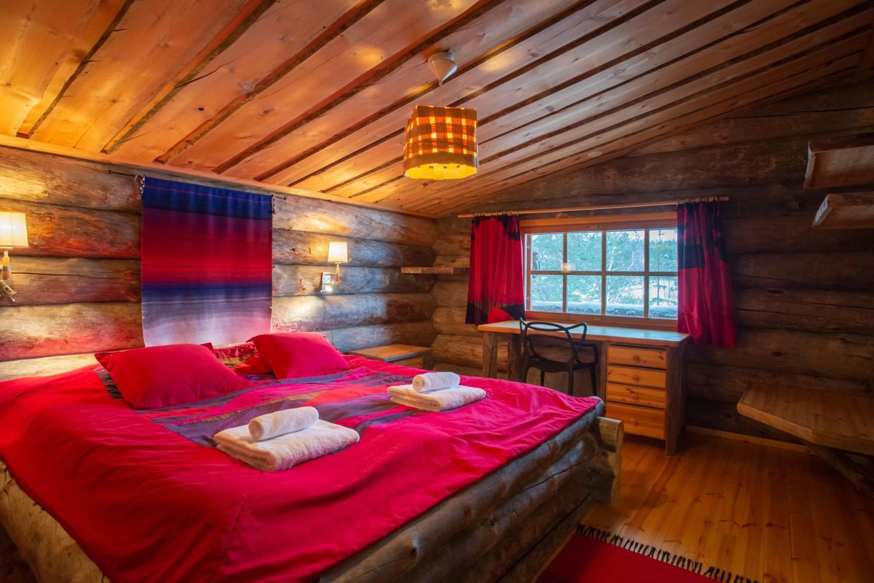 Bed in Kakslauttanen Arctic Resort - Igloos and Chalets