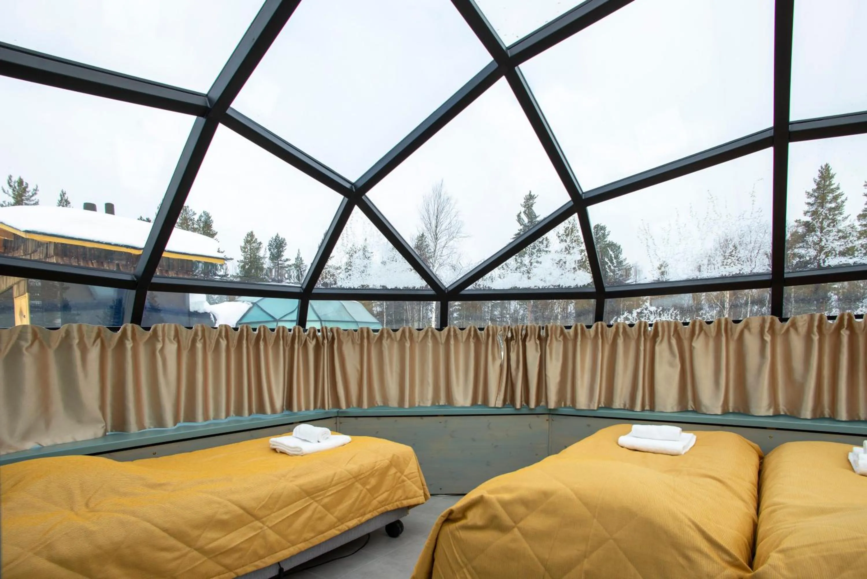 Bed in Kakslauttanen Arctic Resort - Igloos and Chalets