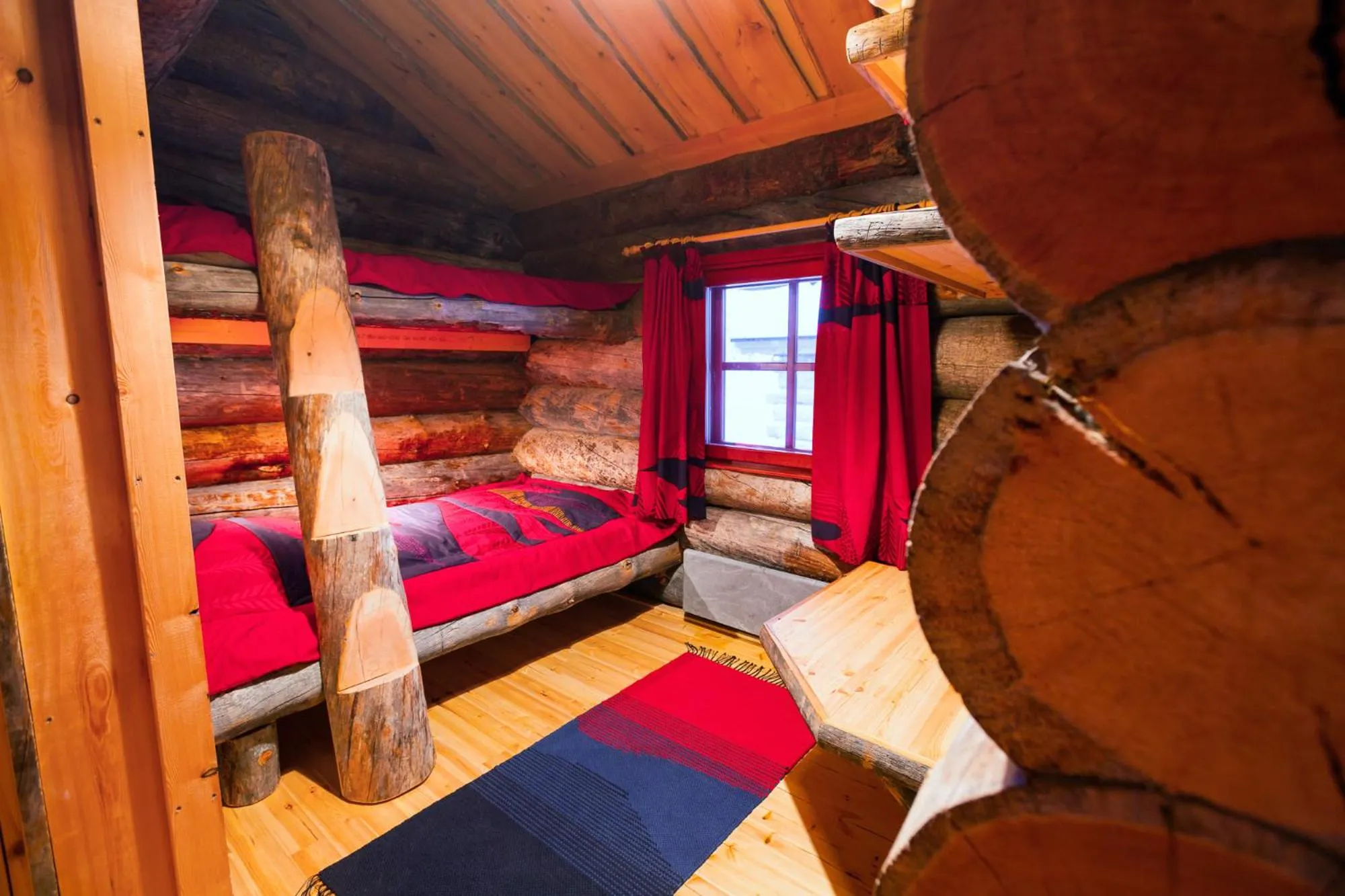 bunk bed, Bed in Kakslauttanen Arctic Resort - Igloos and Chalets