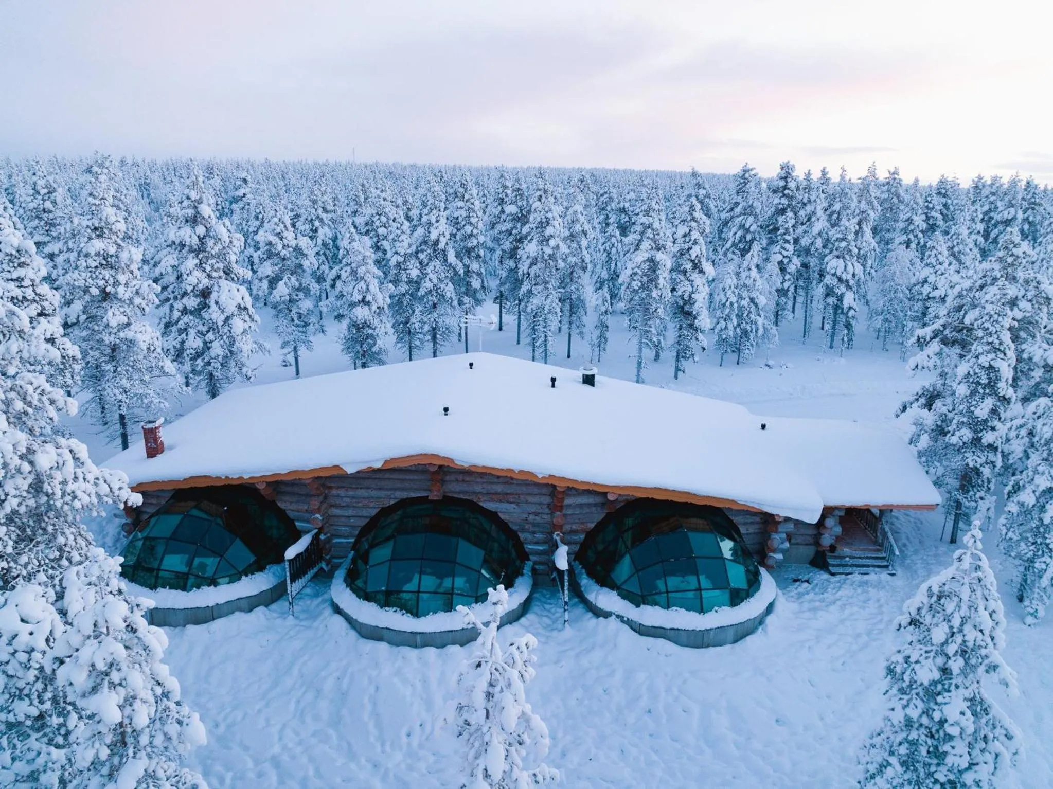 Property building in Kakslauttanen Arctic Resort - Igloos and Chalets