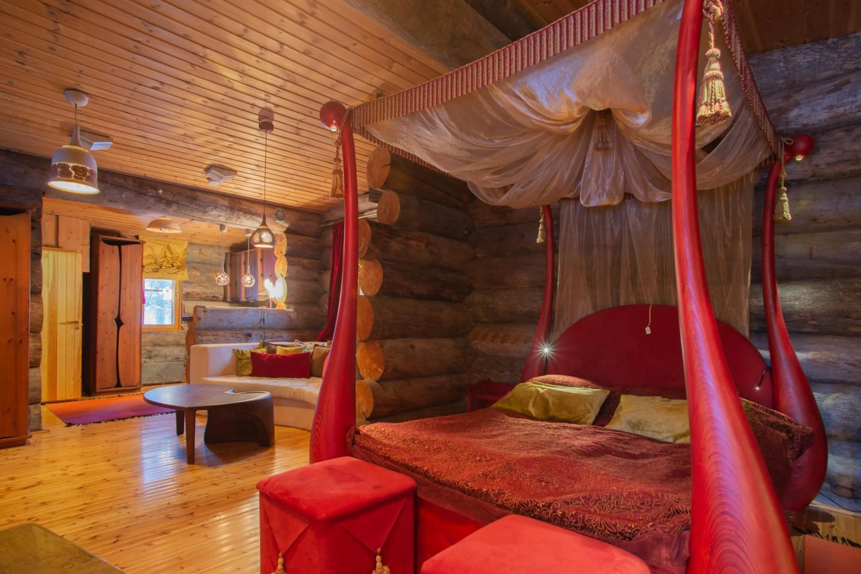 Bed in Kakslauttanen Arctic Resort - Igloos and Chalets