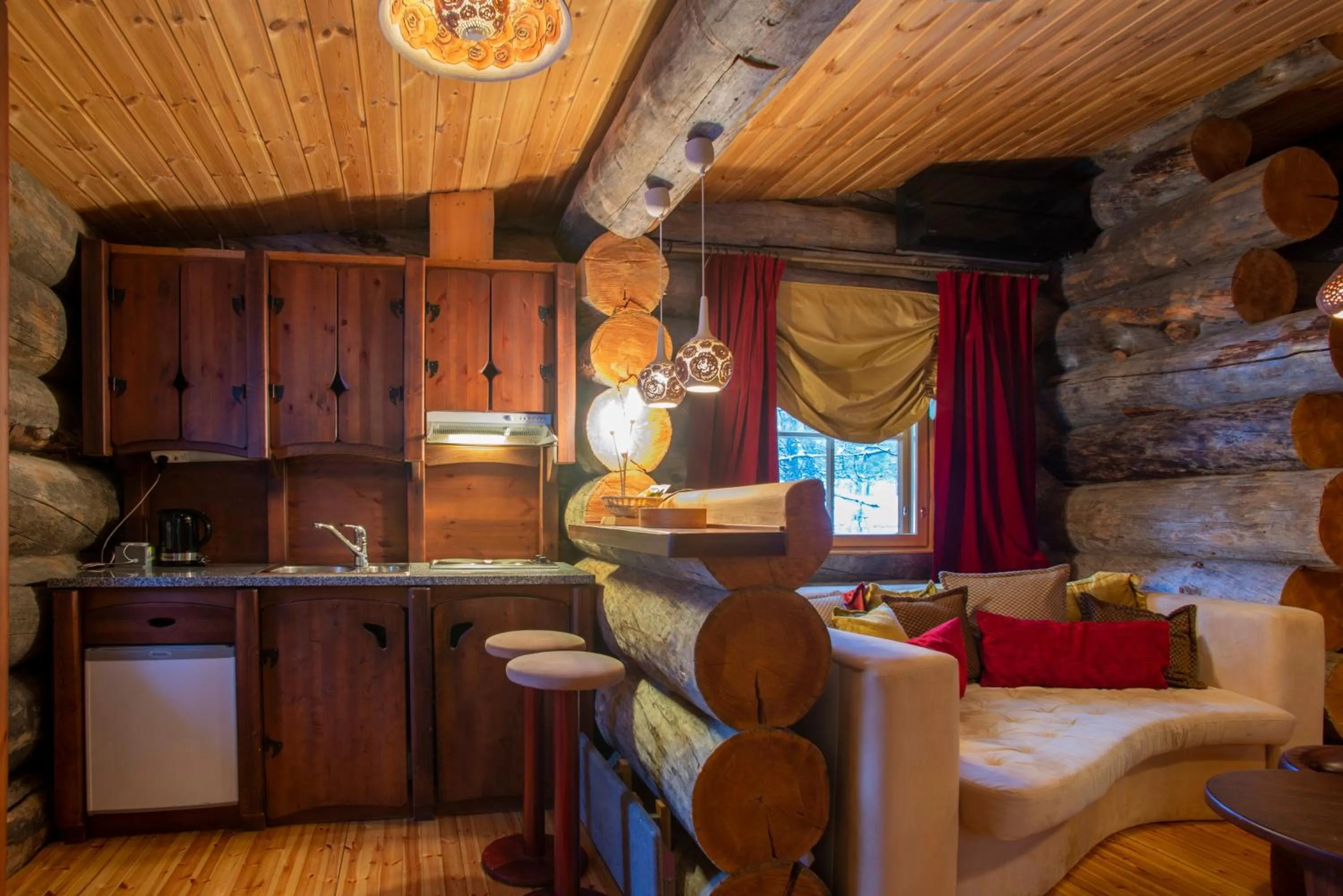 Coffee/tea facilities in Kakslauttanen Arctic Resort - Igloos and Chalets