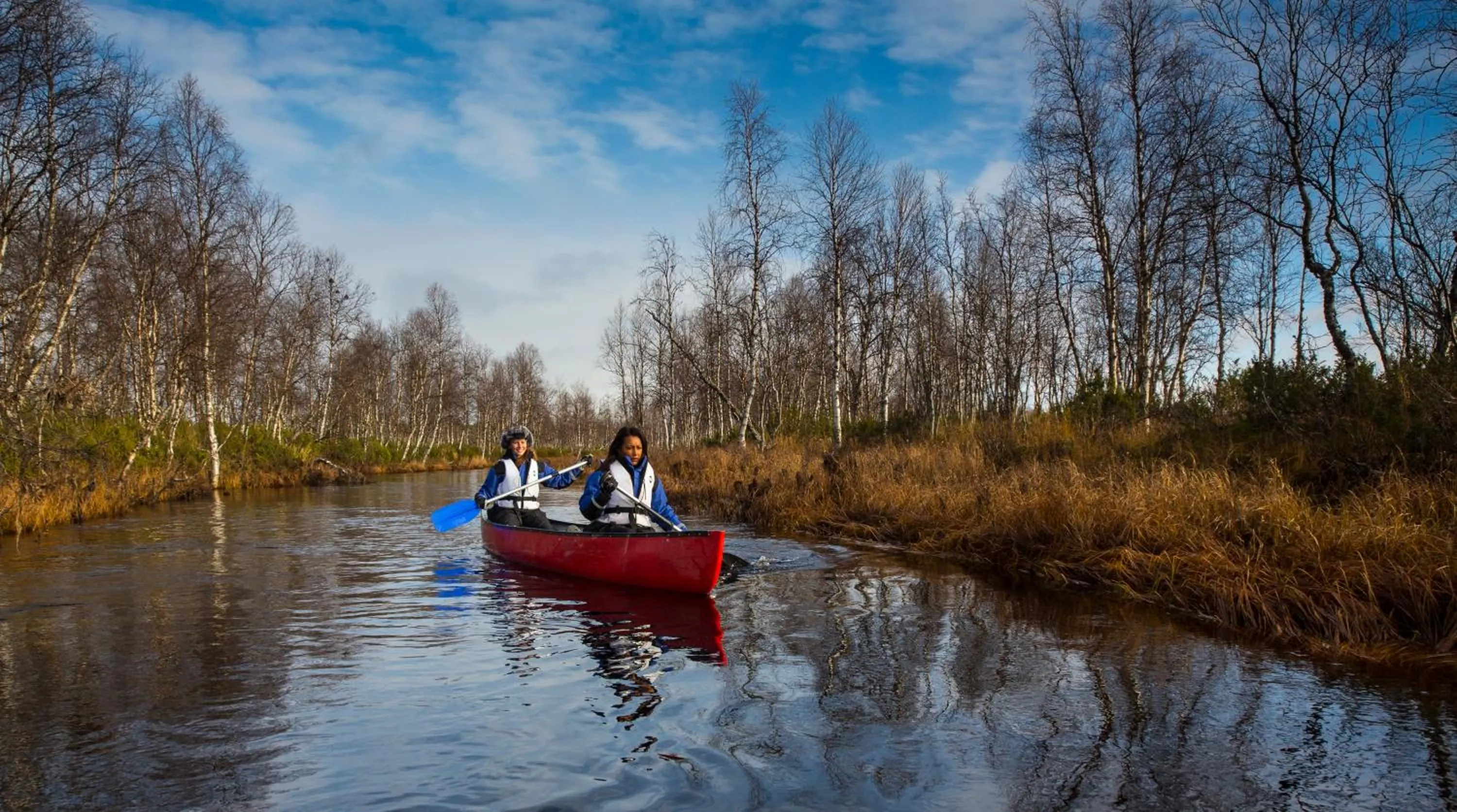 Canoeing in Kakslauttanen Arctic Resort - Igloos and Chalets