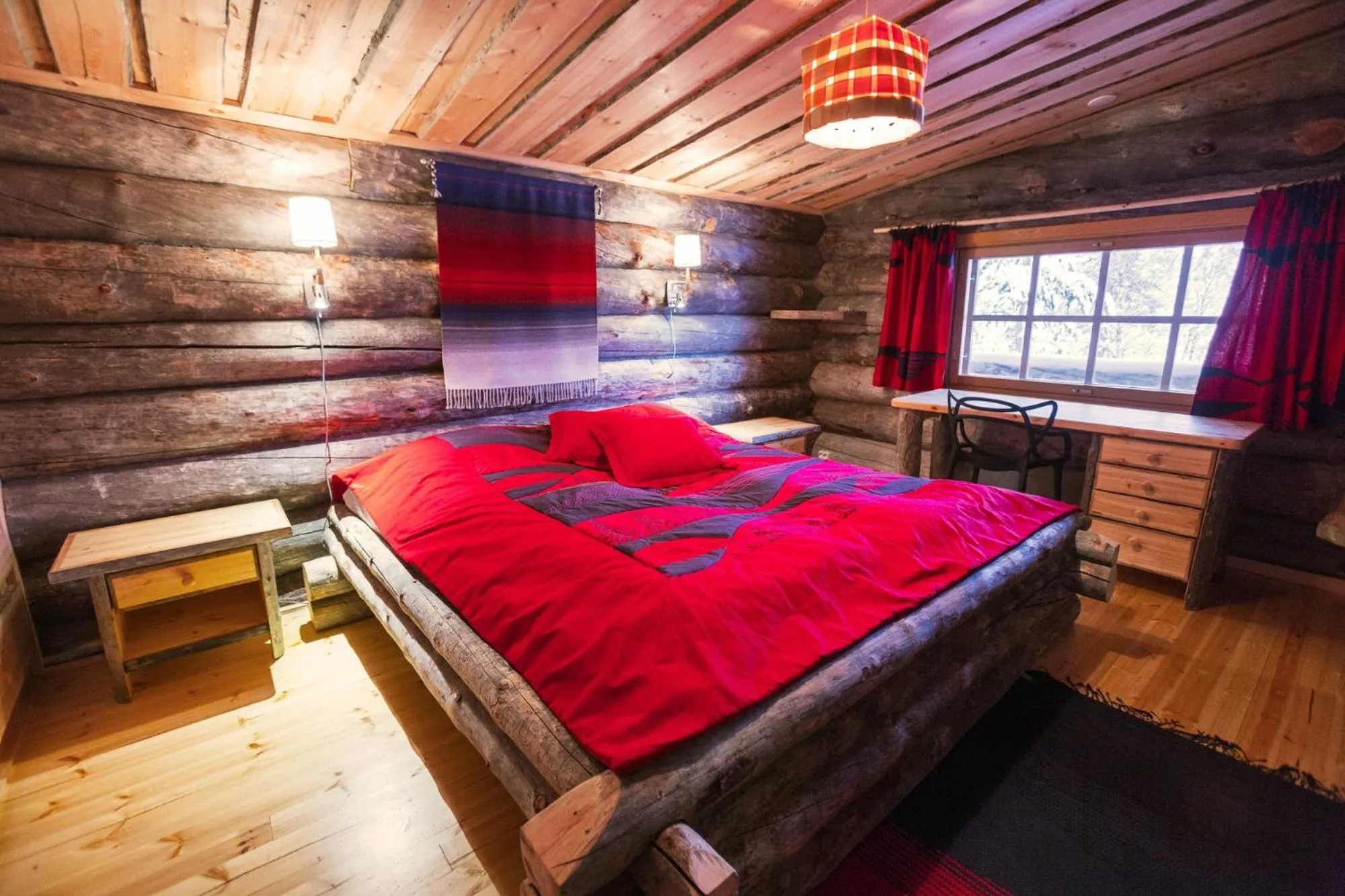 Bed in Kakslauttanen Arctic Resort - Igloos and Chalets