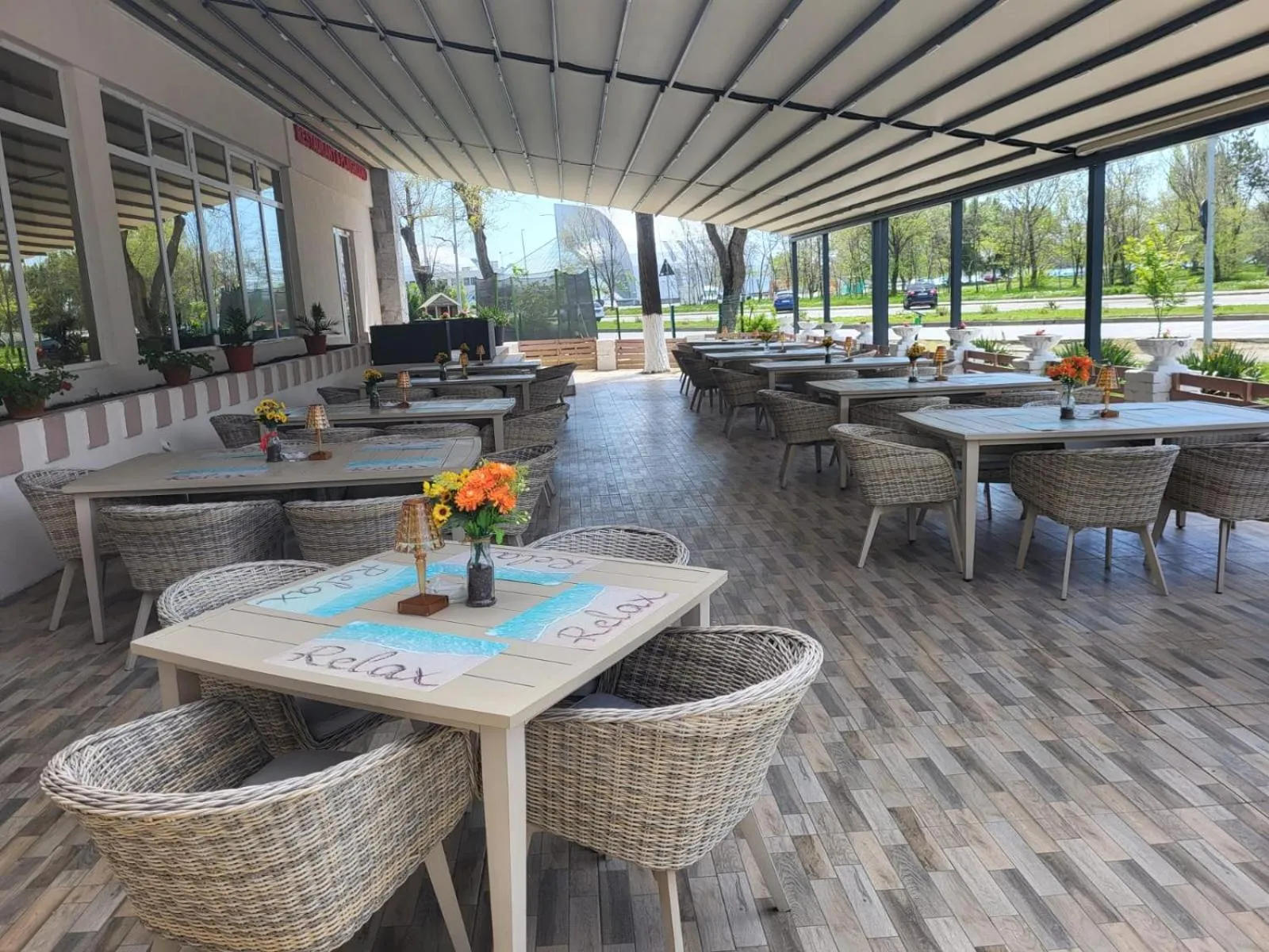 Restaurant/places to eat in Hotel Parc