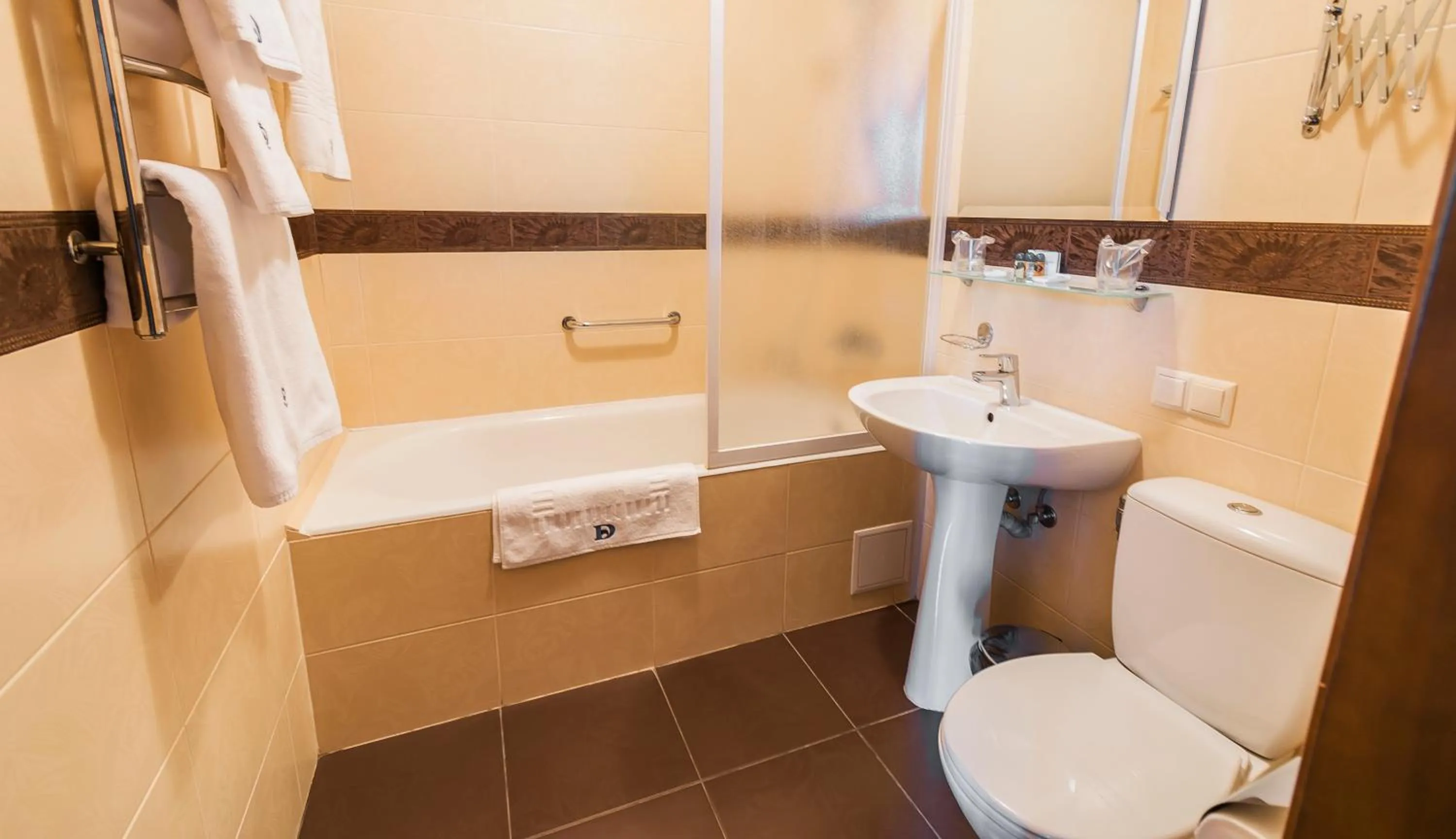 Shower in Готель Дніпро Dnipro Hotel