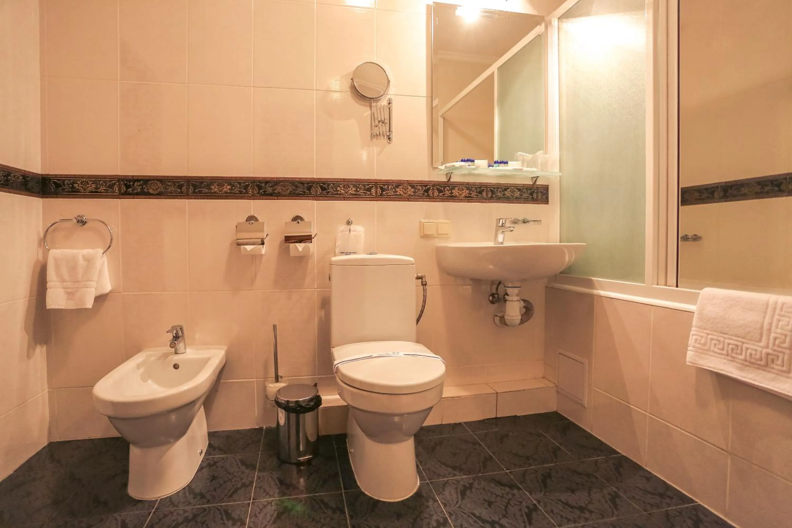 Bathroom in Готель Дніпро Dnipro Hotel