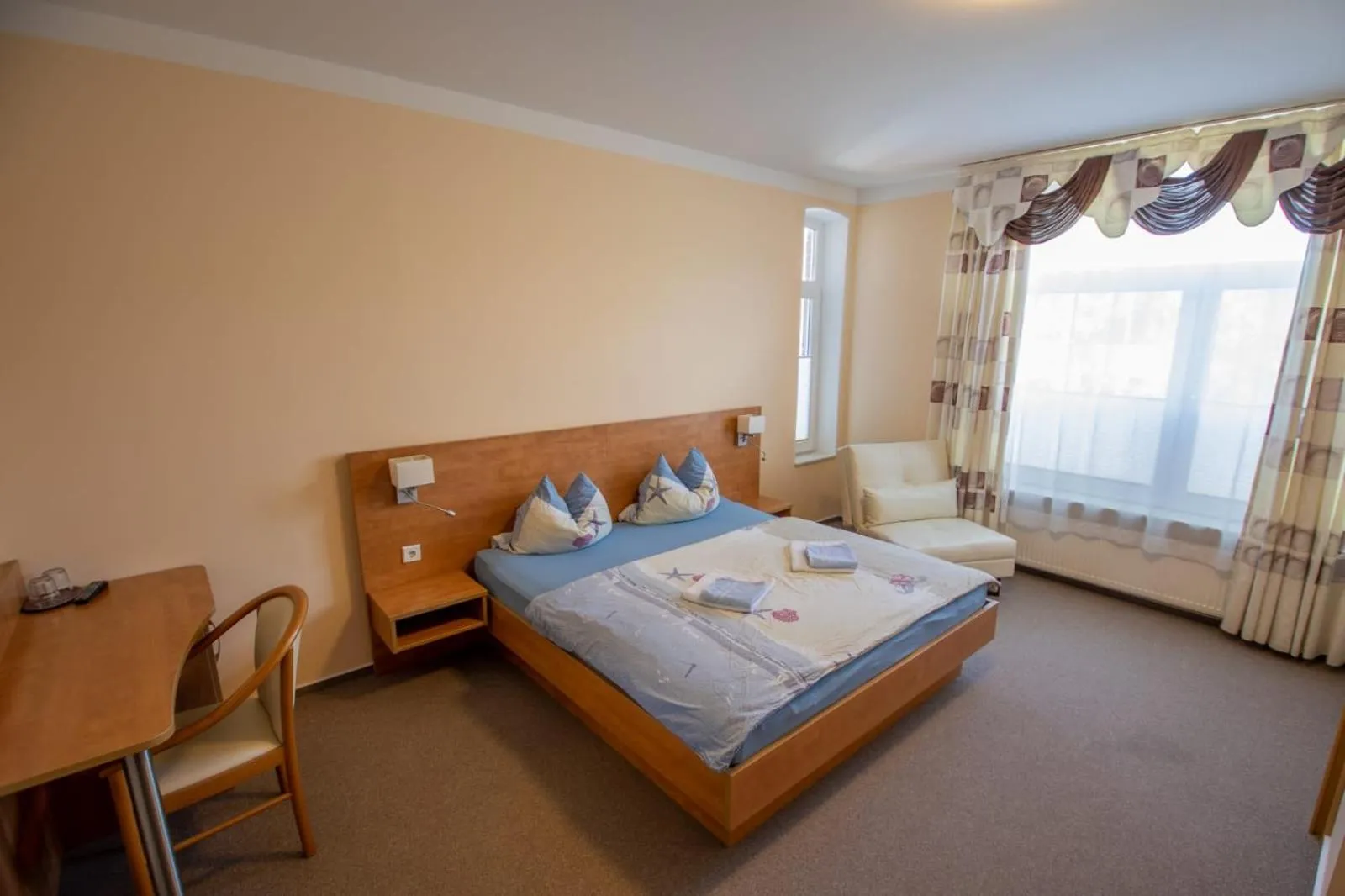 Bed in Hotel Norden Norddeich