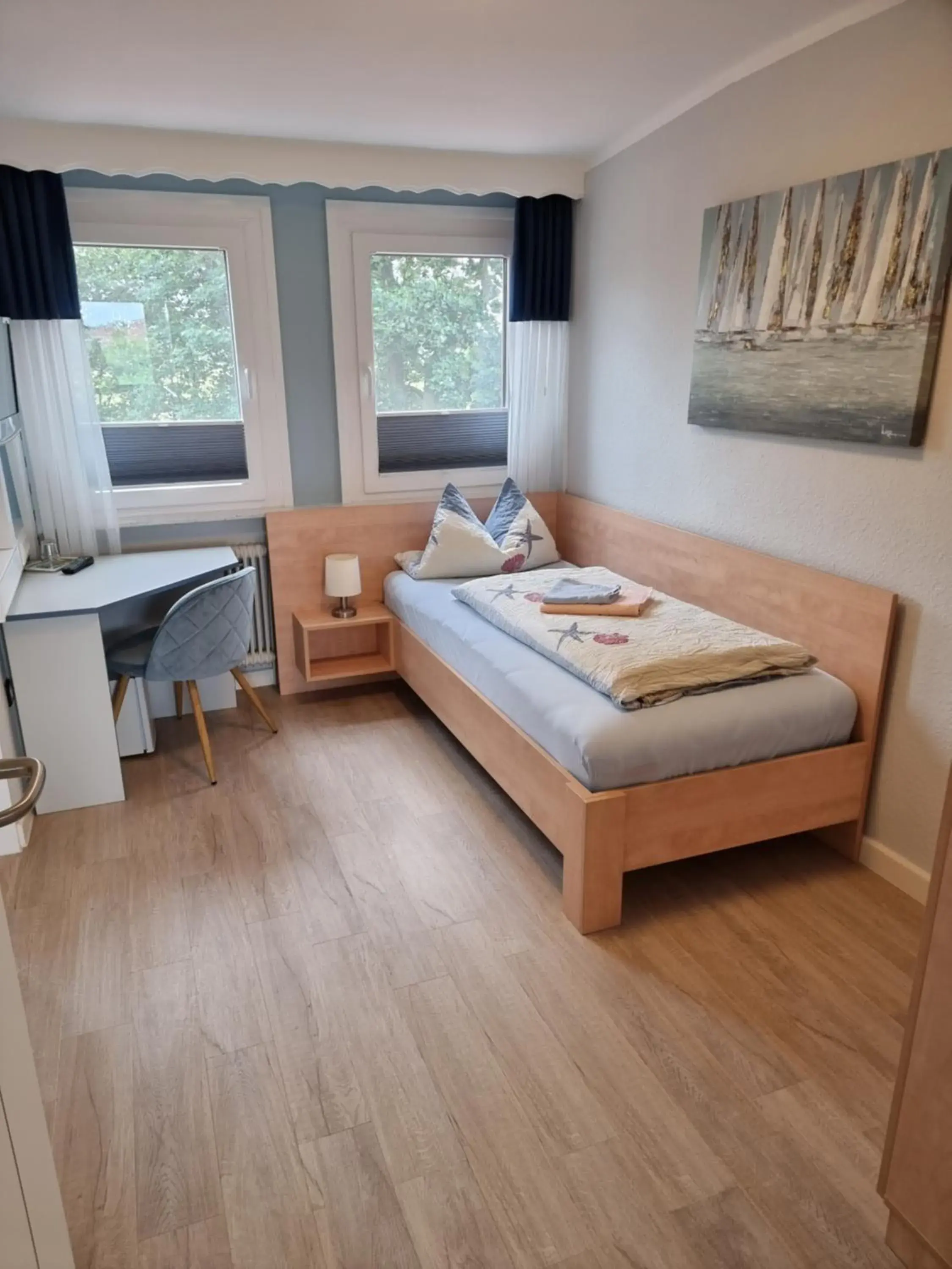 Single Room in Hotel Norden Norddeich Single Room in Hotel Norden Norddeich