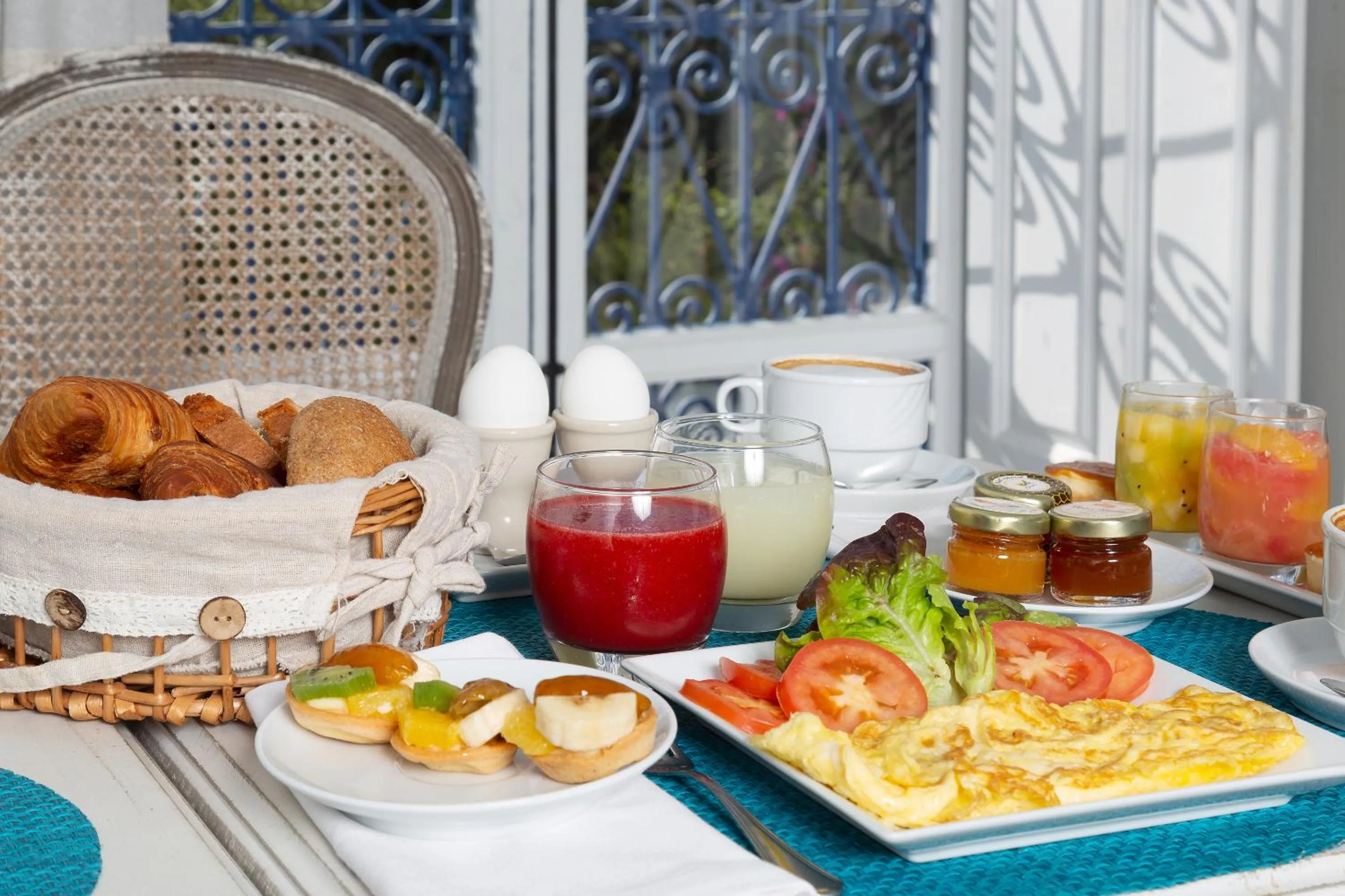 Breakfast in Dar Said