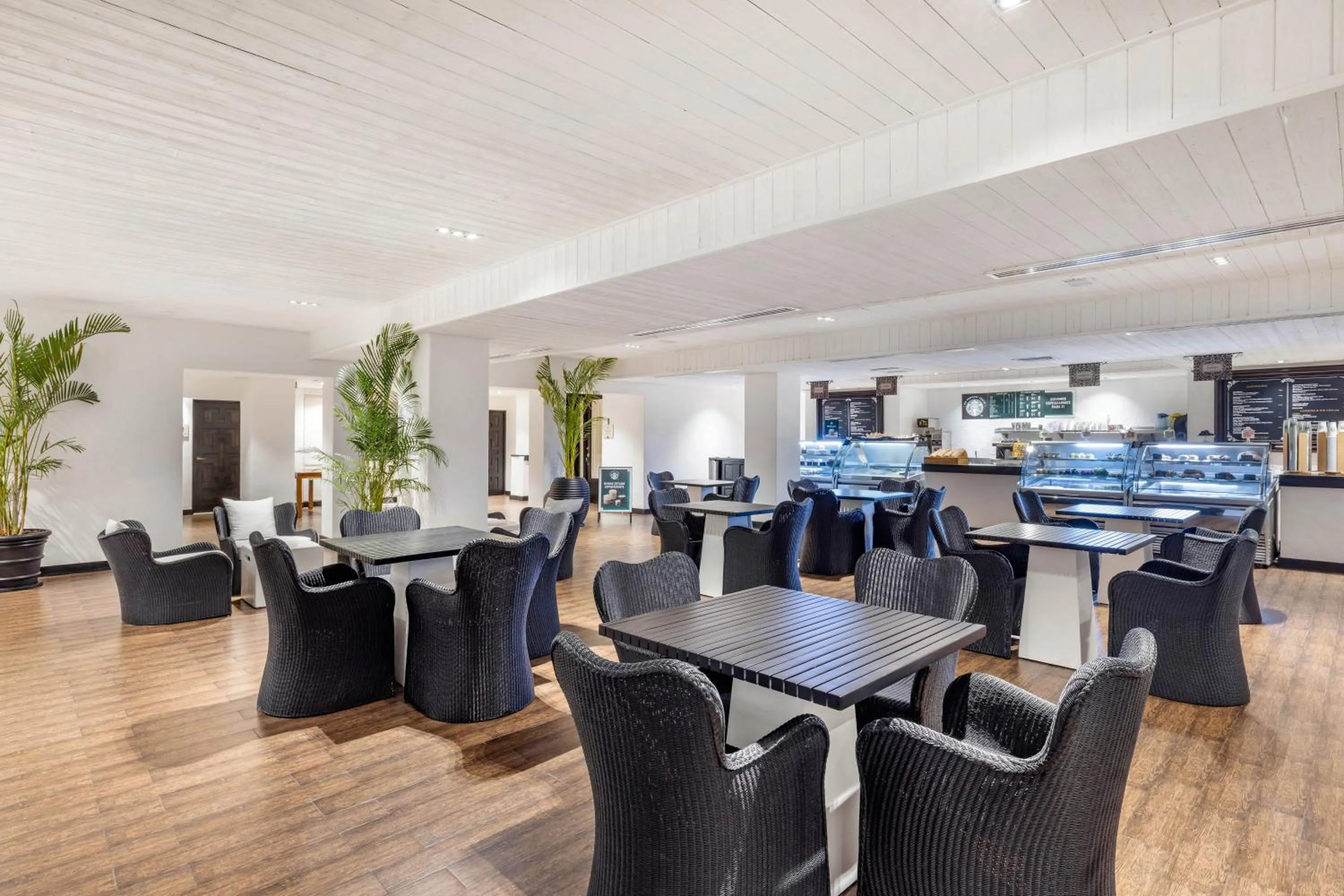 Food and drinks in Hilton Vacation Club Cabo Azul Los Cabos