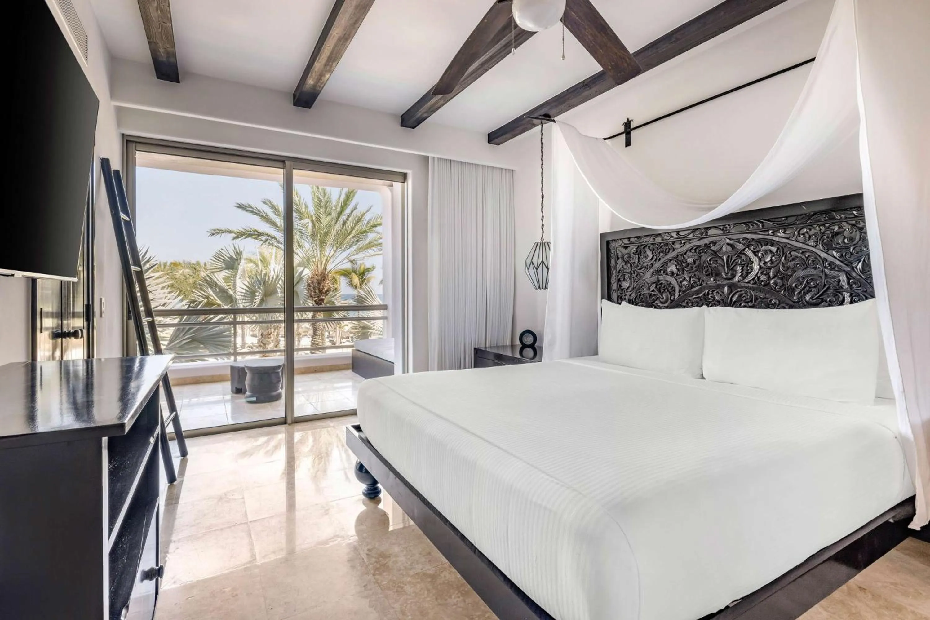 Bed in Hilton Vacation Club Cabo Azul Los Cabos