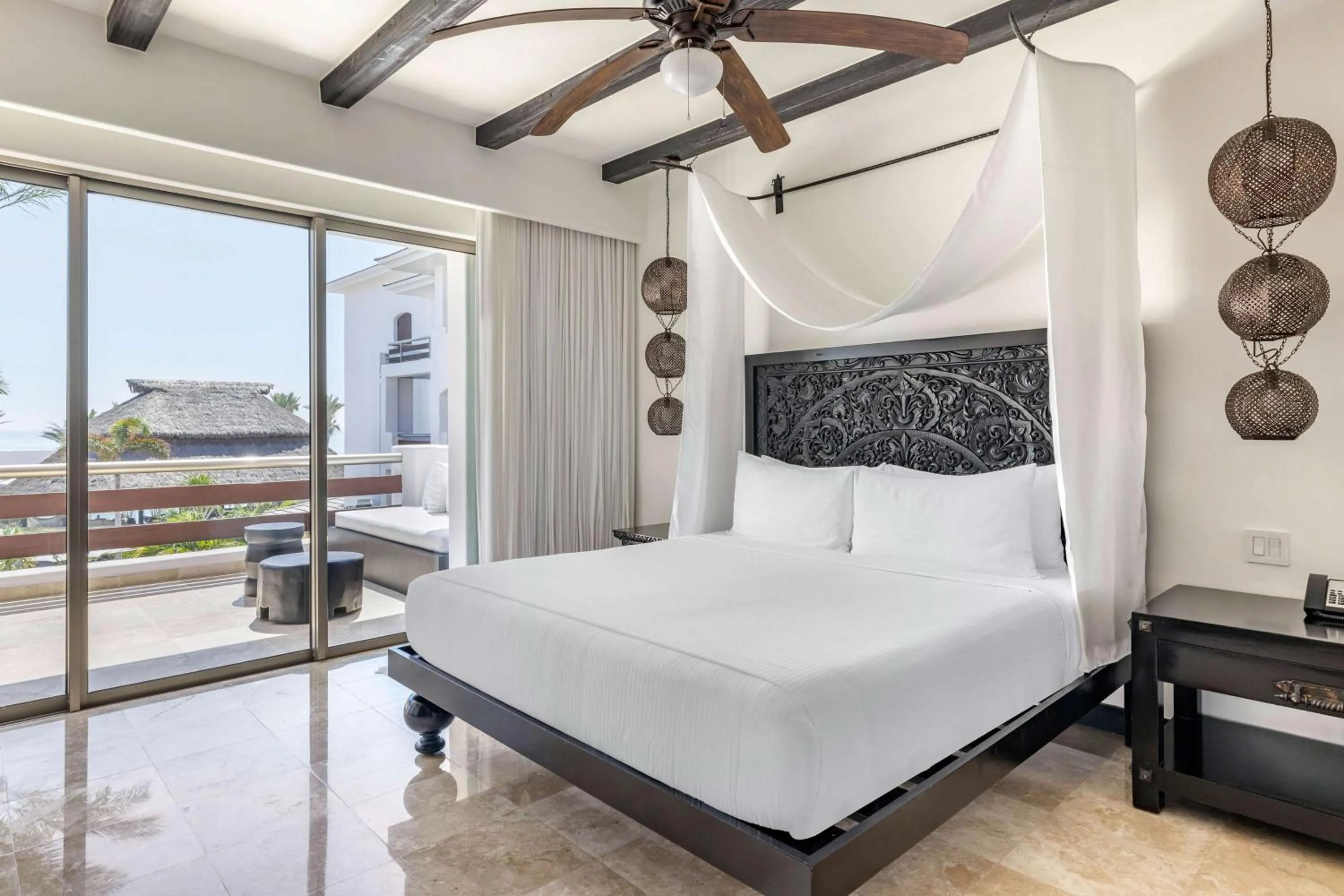 Bed in Hilton Vacation Club Cabo Azul Los Cabos