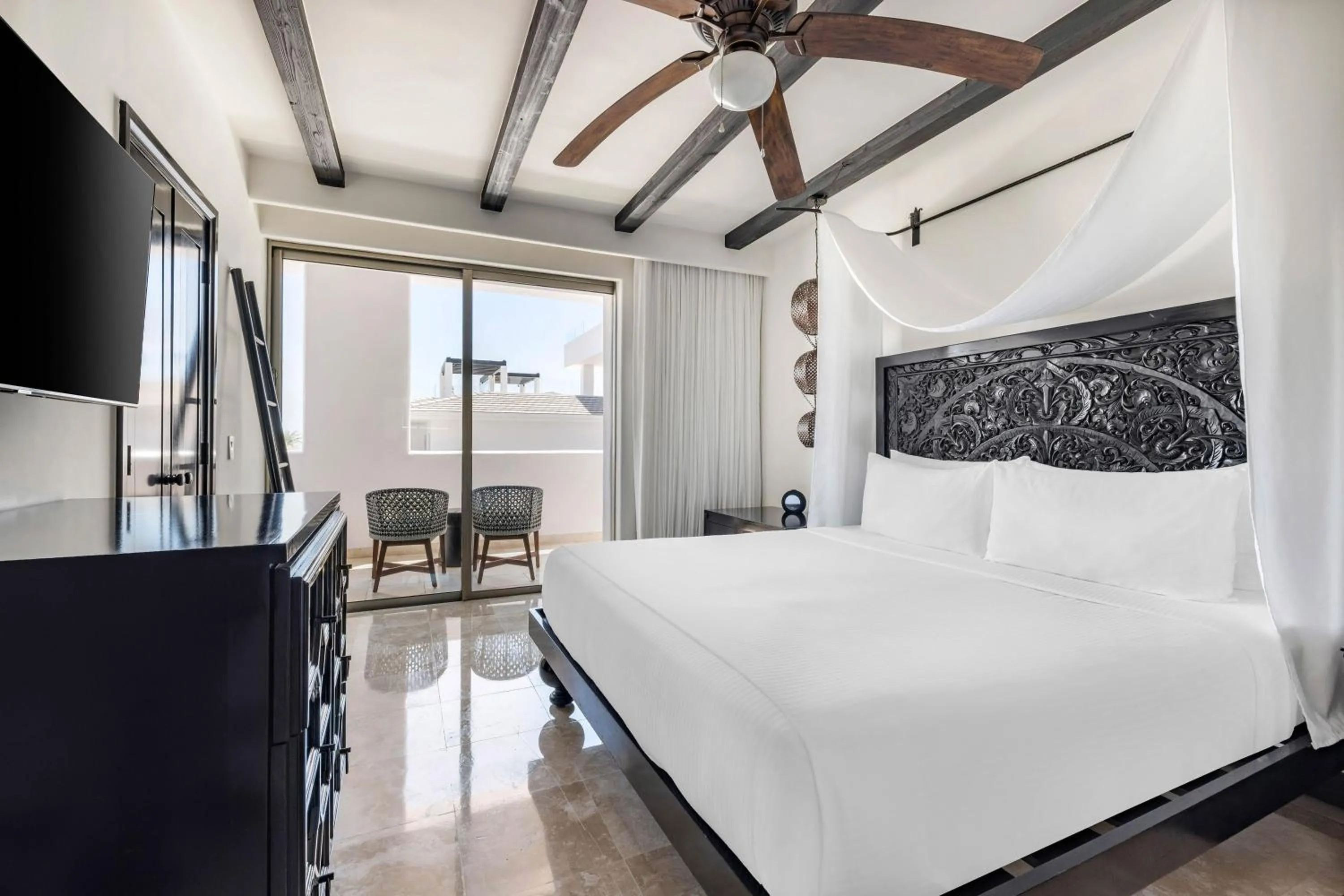 Bedroom, Bed in Hilton Vacation Club Cabo Azul Los Cabos