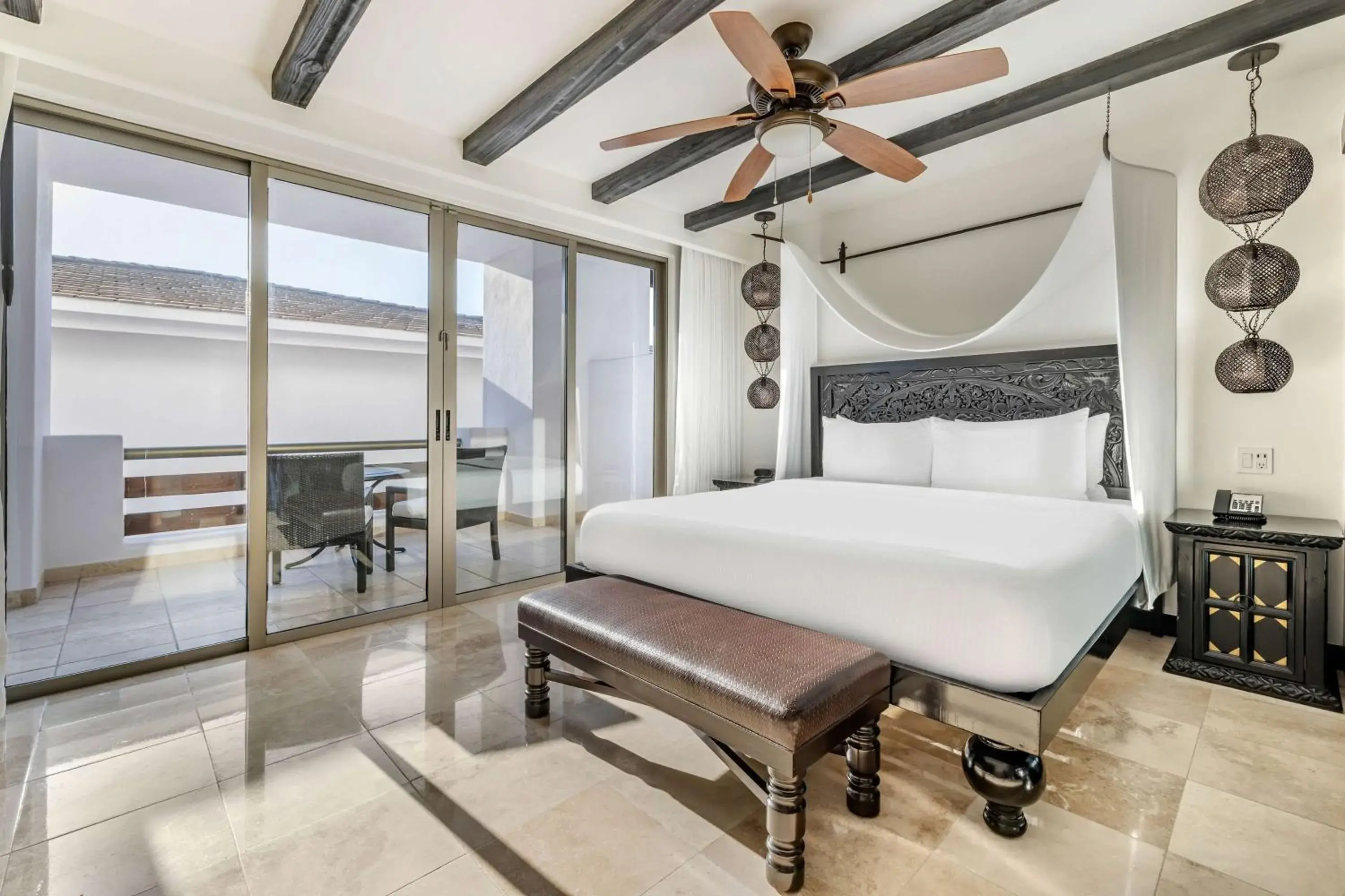 Junior King Suite with Balcony in Hilton Vacation Club Cabo Azul Los Cabos Junior King Suite with Balcony in Hilton Vacation Club Cabo Azul Los Cabos