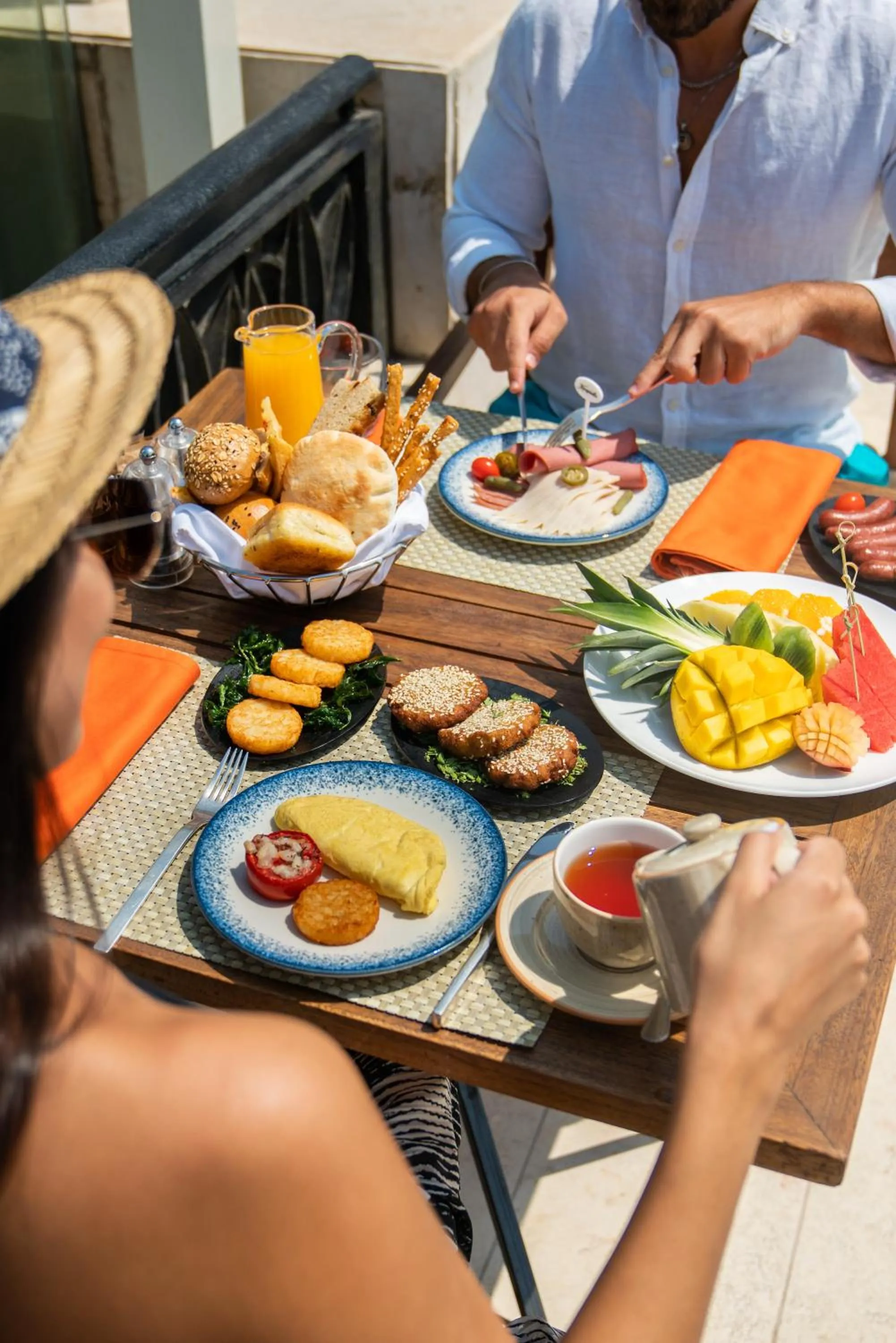 Breakfast in Kempinski Nile Hotel, Cairo