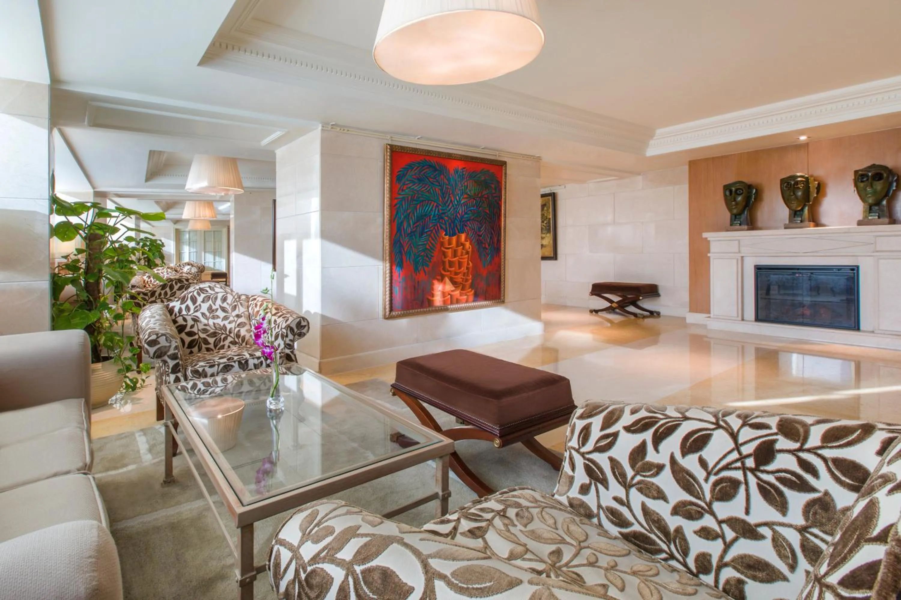 Lounge or bar in Kempinski Nile Hotel, Cairo